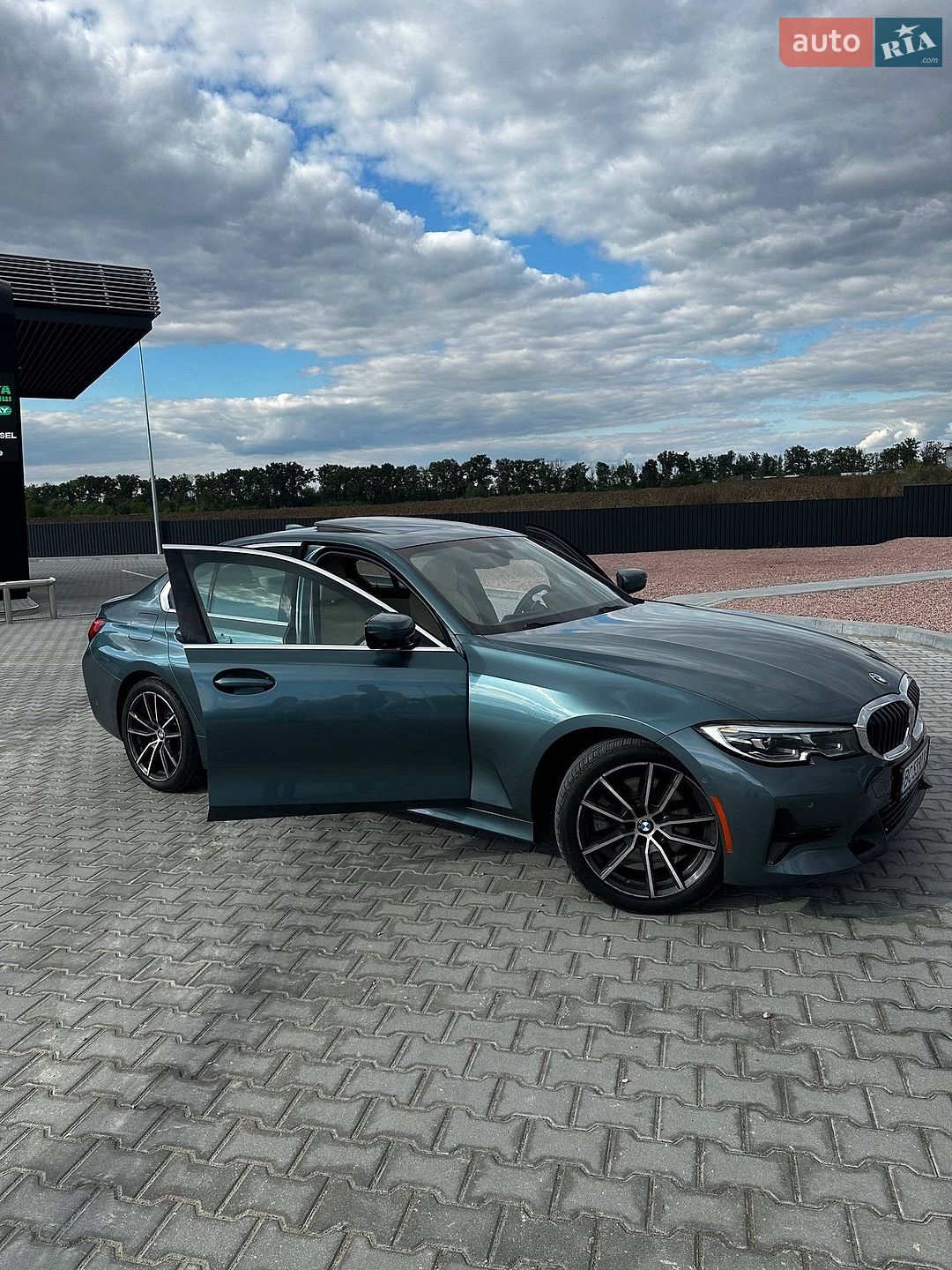 BMW 3 Series 2020 VIN 3MW5R1J07M8B73717 фото оголошення 4 з 21