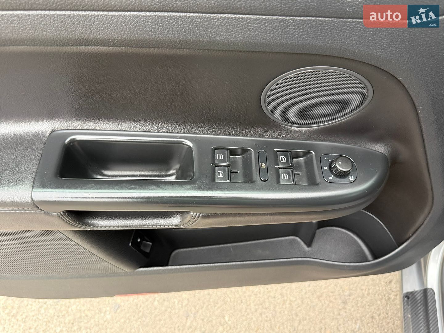 Volkswagen Golf Plus 2011 VIN WVWZZZ1KZBW513105 фото оголошення 61 з 94