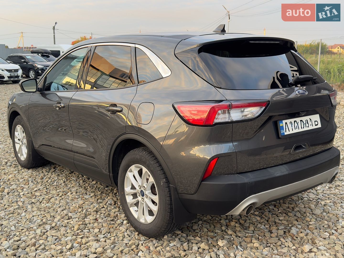 Ford Escape 2020 VIN 1FMCU0G62LUC39893 фото оголошення 5 з 46