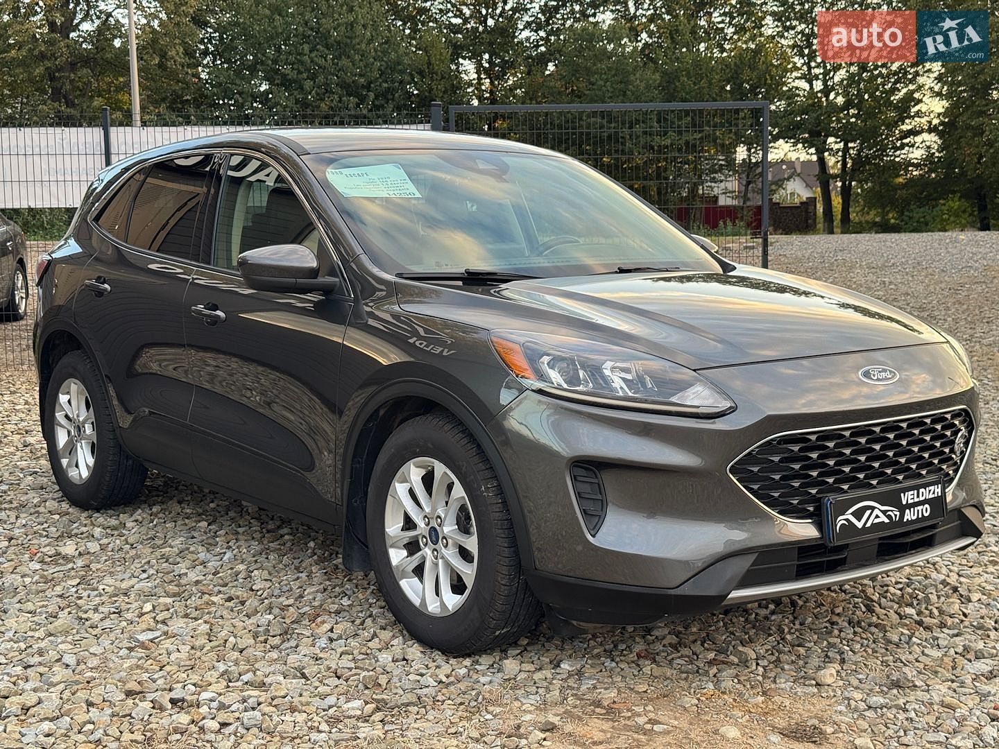 Ford Escape 2020 VIN 1FMCU0G62LUC39893 фото оголошення 9 з 46