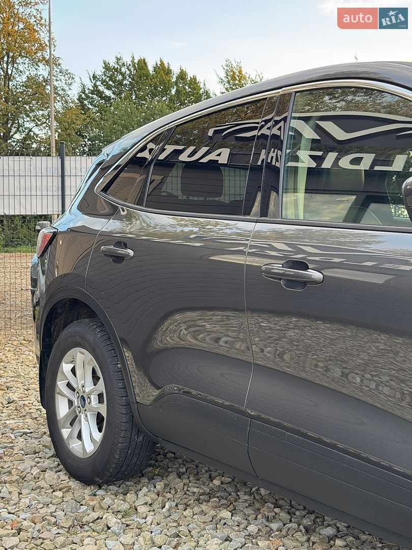 Ford Escape 2020 VIN 1FMCU0G62LUC39893 фото оголошення 15 з 46