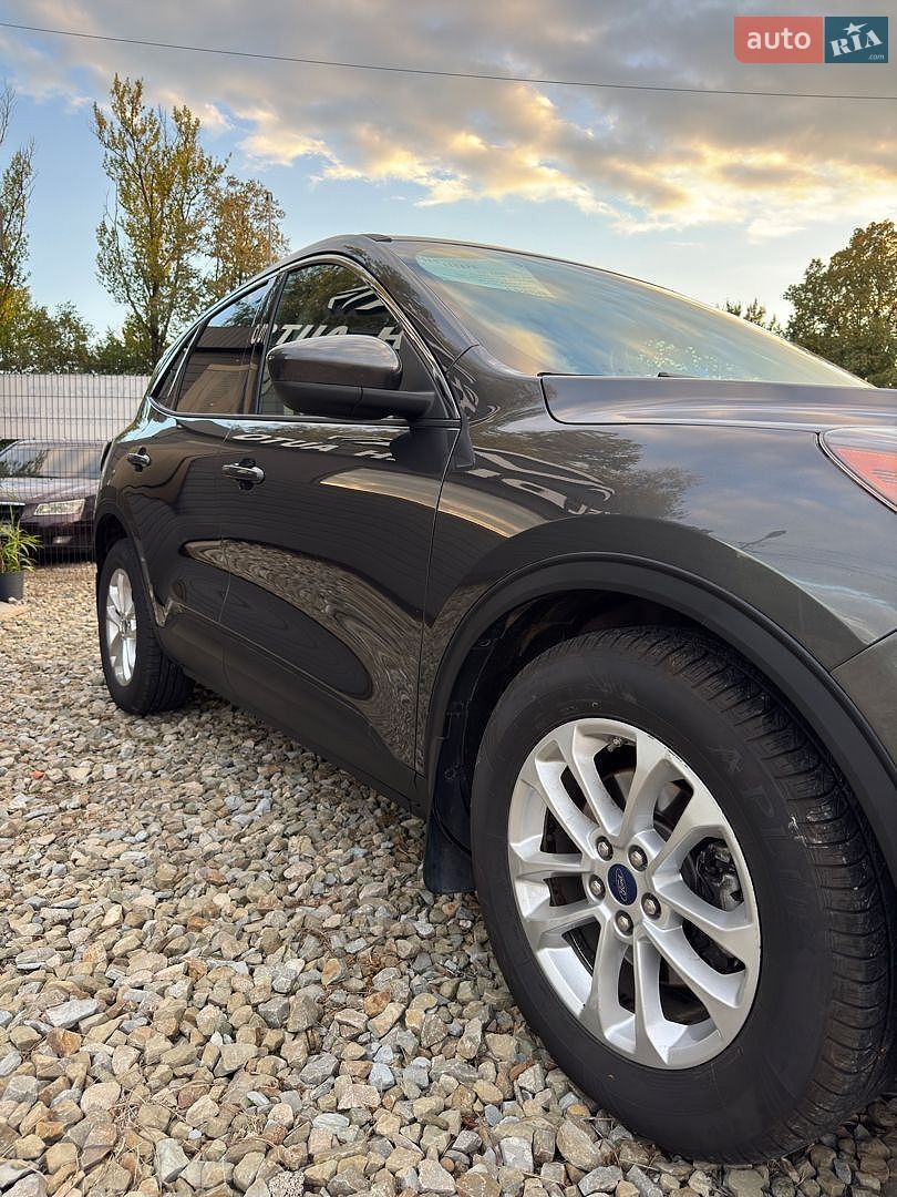 Ford Escape 2020 VIN 1FMCU0G62LUC39893 фото оголошення 14 з 46