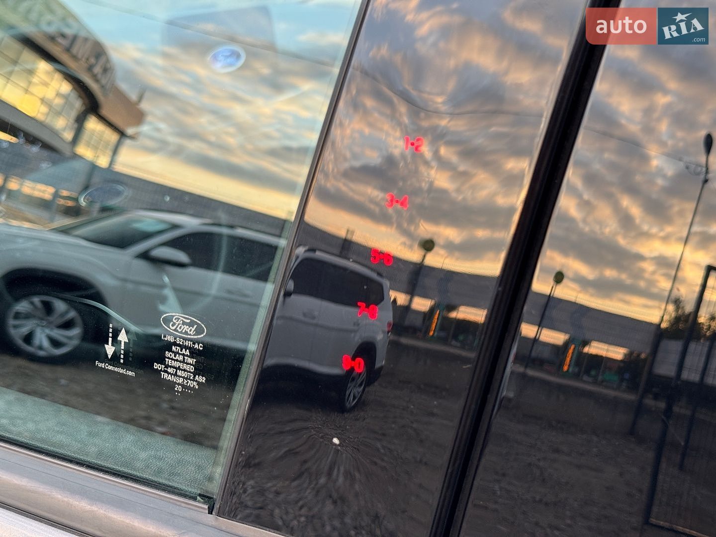 Ford Escape 2020 VIN 1FMCU0G62LUC39893 фото оголошення 20 з 46