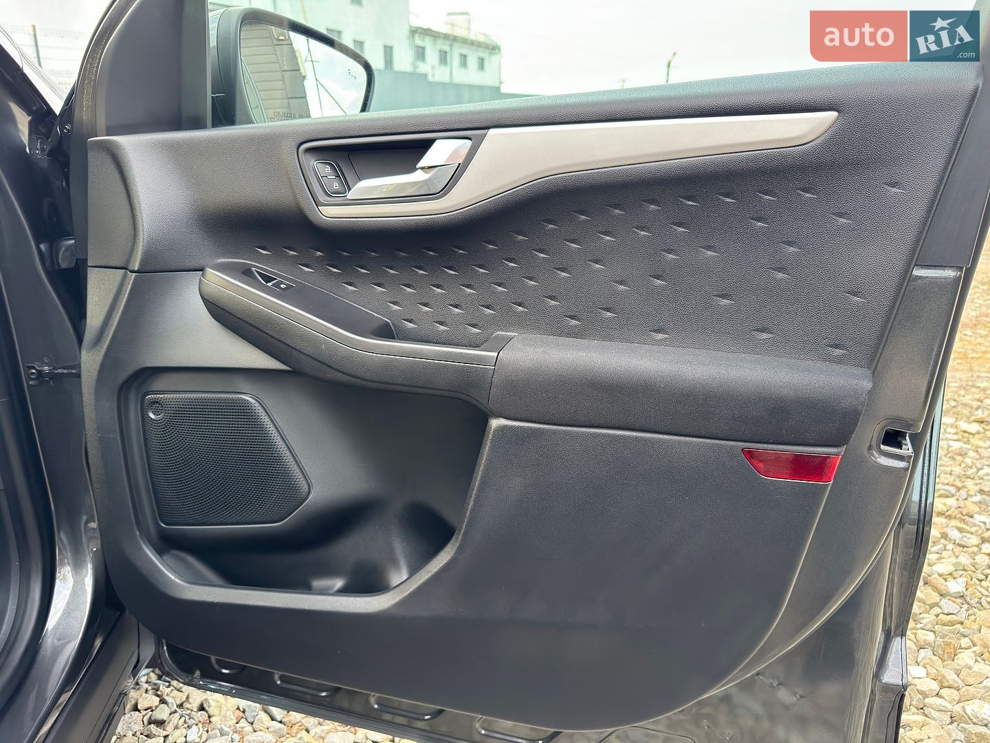 Ford Escape 2020 VIN 1FMCU0G62LUC39893 фото оголошення 34 з 46