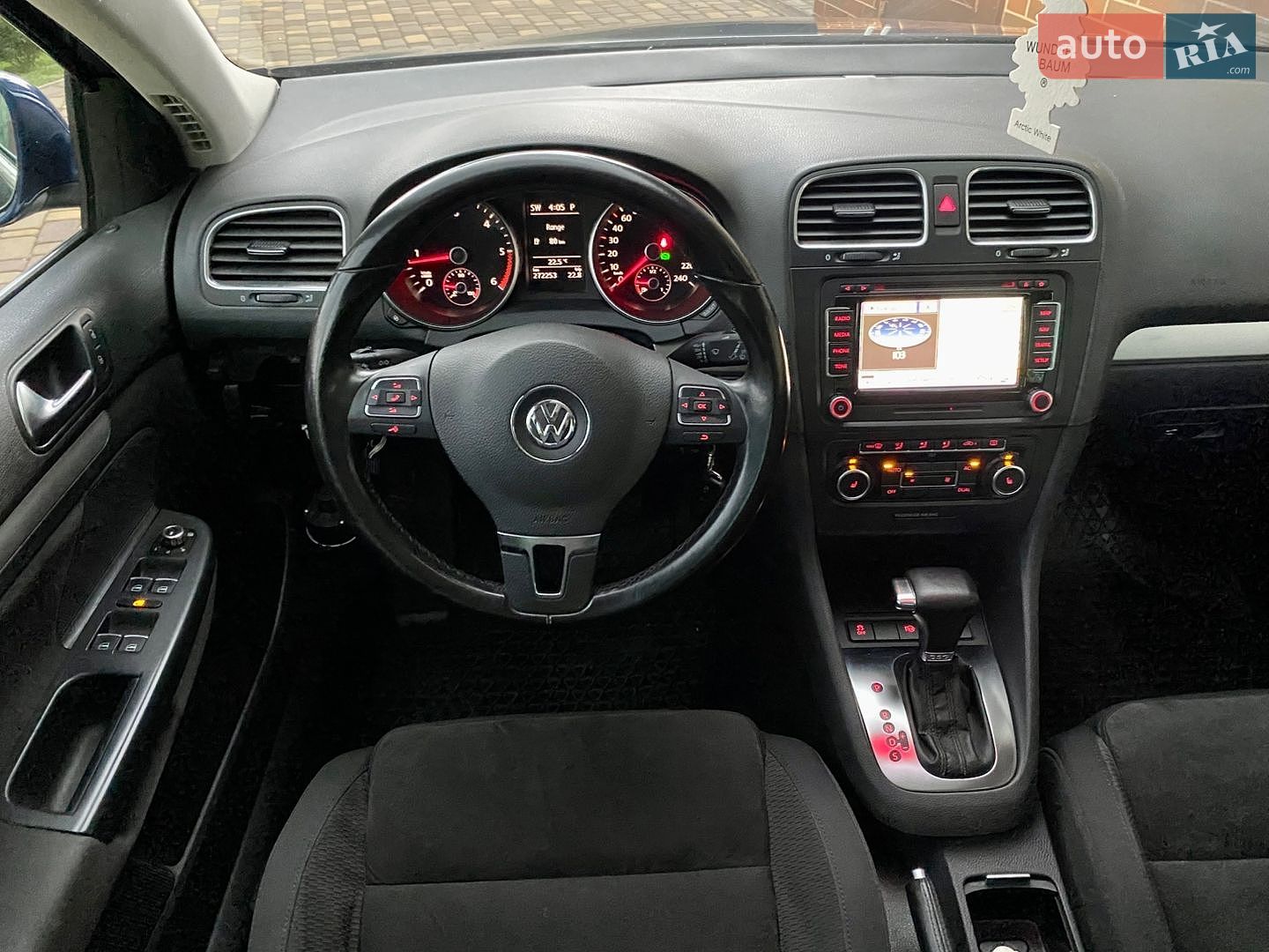 Volkswagen Golf 2010 VIN WVWZZZ1KZAM643953 фото оголошення 11 з 72