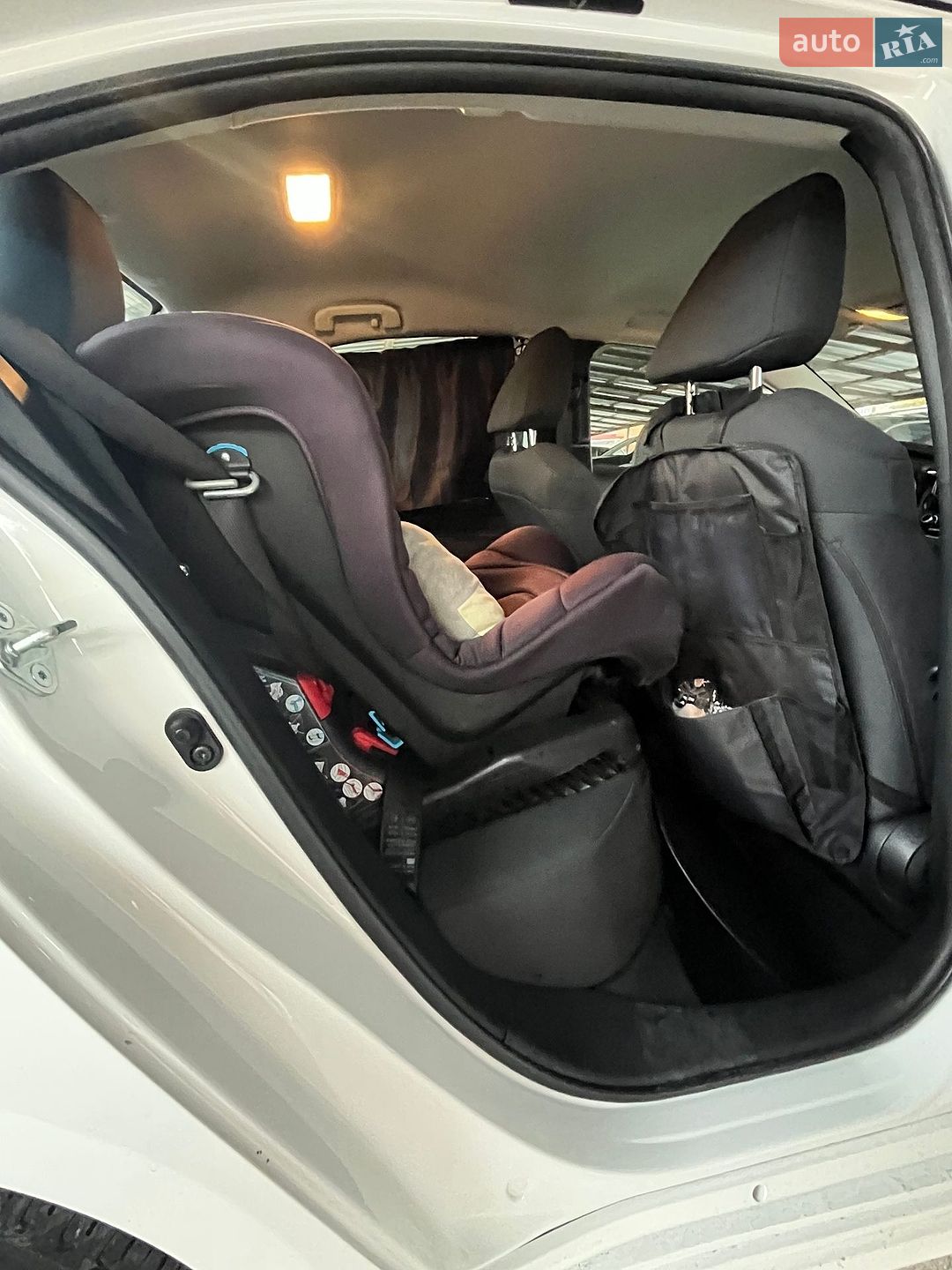 Toyota Corolla 2020 VIN NMTBE9BE90R051337 фото оголошення 17 з 33