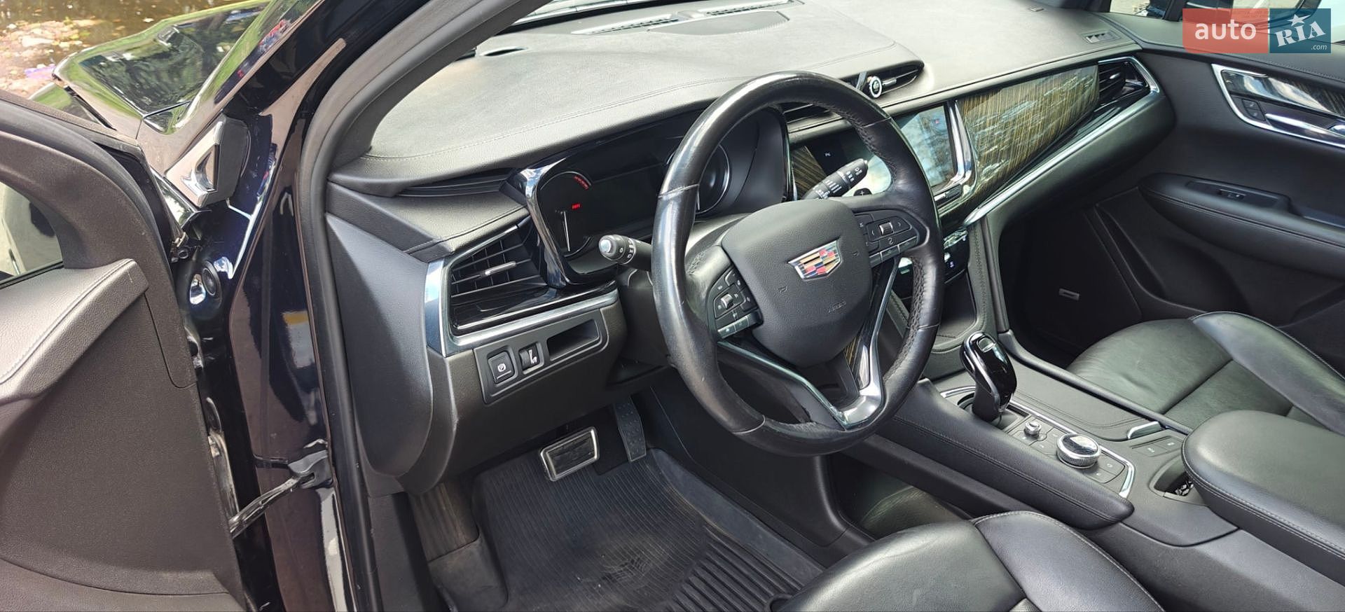 Cadillac XT6 2020 VIN 1GYKPCRSXMZ135069 фото оголошення 10 з 42