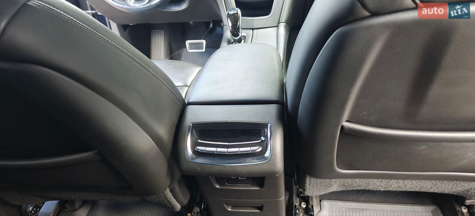 Cadillac XT6 2020 VIN 1GYKPCRSXMZ135069 фото оголошення 13 з 42