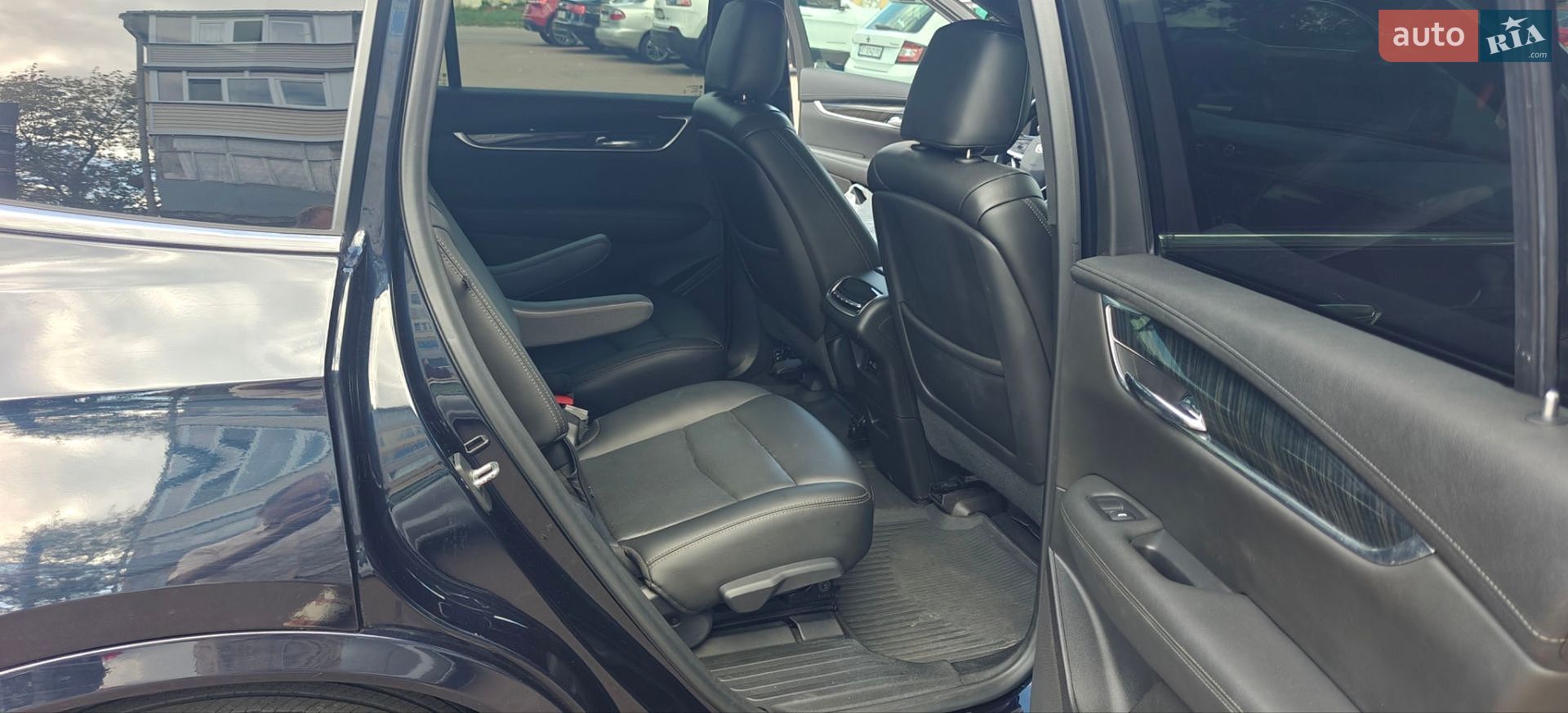 Cadillac XT6 2020 VIN 1GYKPCRSXMZ135069 фото оголошення 17 з 42