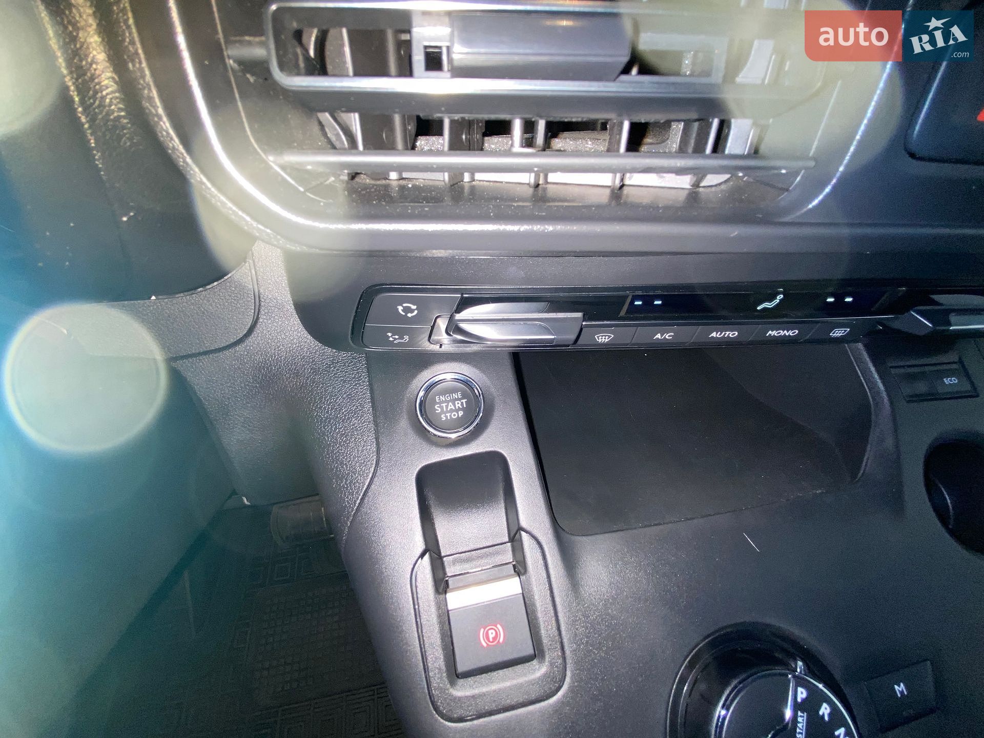 Opel Combo Life 2023 VIN W0VECYHZ3NJ856740 фото оголошення 45 з 56