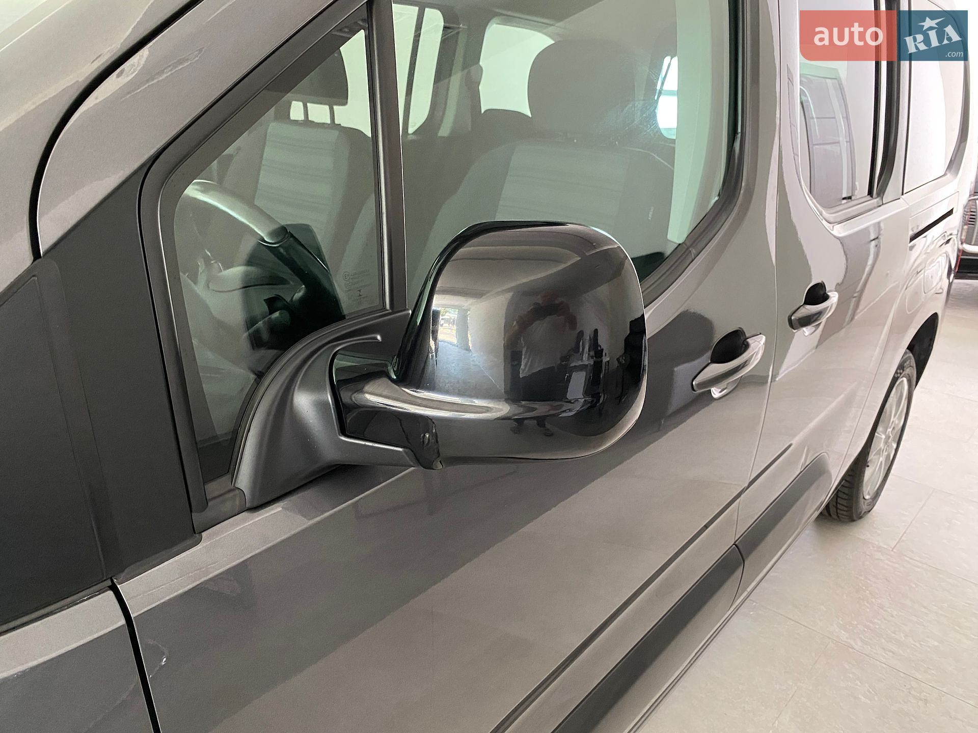 Opel Combo Life 2023 VIN W0VECYHZ3NJ856740 фото оголошення 53 з 56