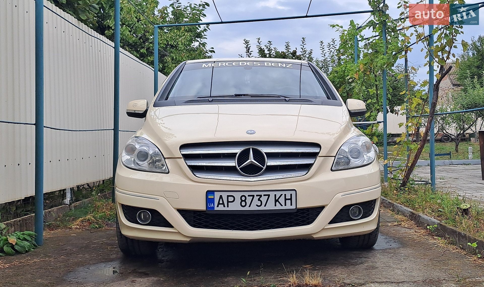 Mercedes-Benz B-Class 2011 VIN WDD2452071J696280 фото оголошення 2 з 12