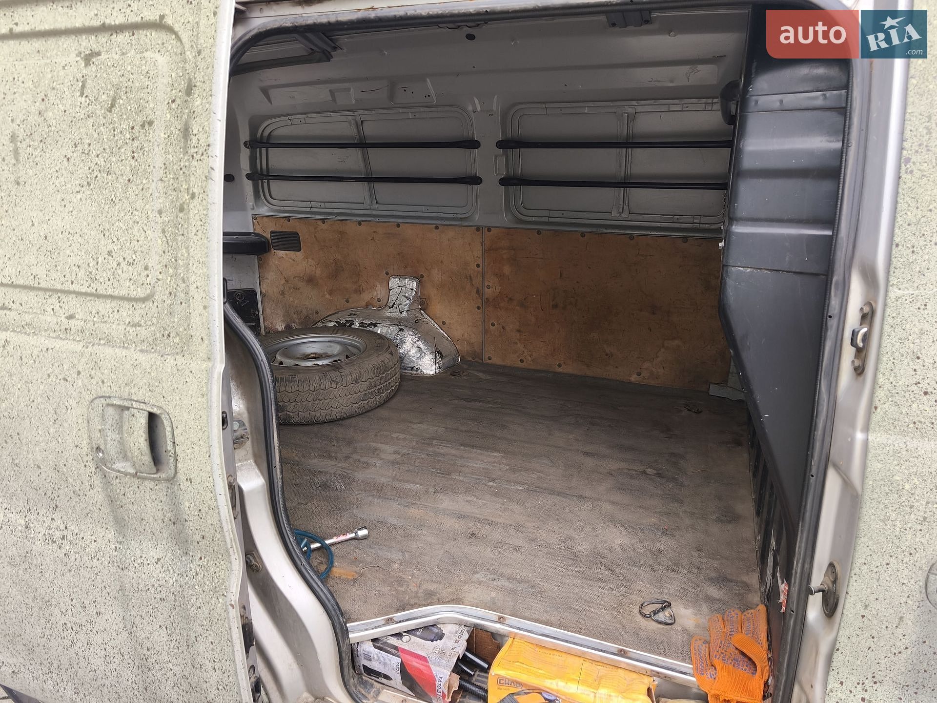 Hyundai H-1 2007 VIN KMJWVH7WP7U811880 фото оголошення 8 з 17