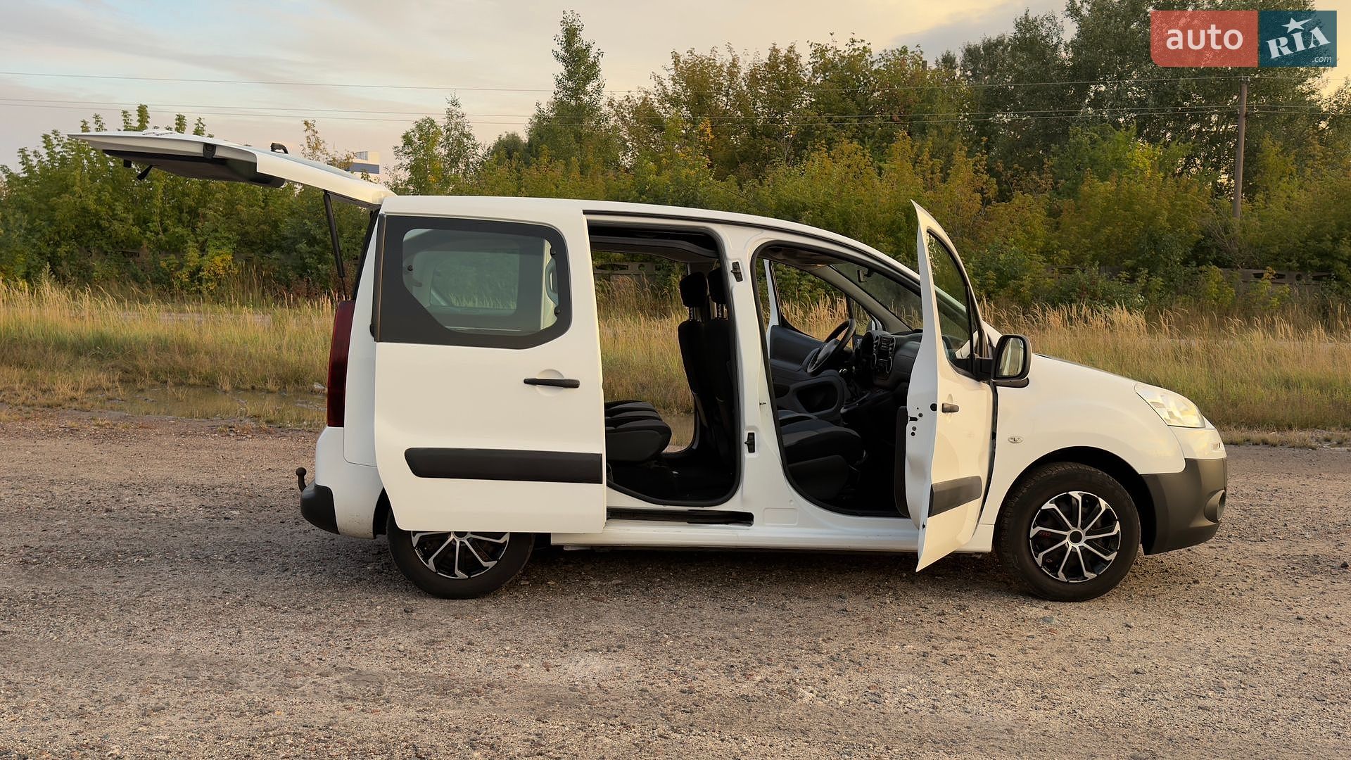 Peugeot Partner 2013 VIN VF37J5FK0DJ628558 фото оголошення 24 з 75
