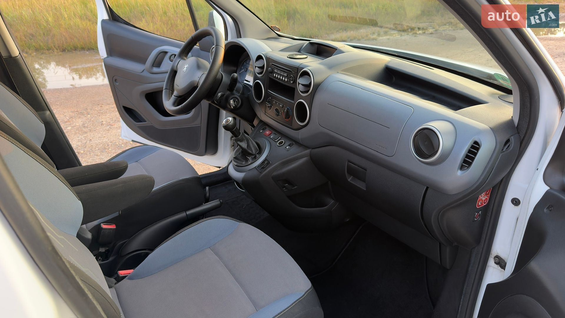 Peugeot Partner 2013 VIN VF37J5FK0DJ628558 фото оголошення 32 з 75
