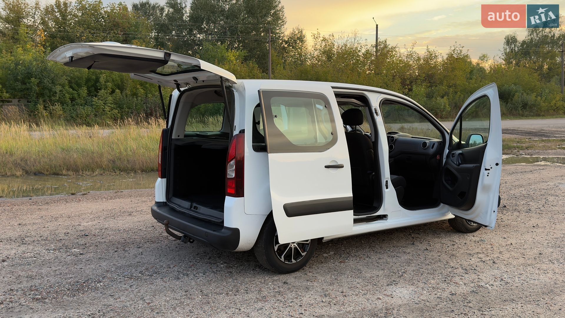 Peugeot Partner 2013 VIN VF37J5FK0DJ628558 фото оголошення 39 з 75