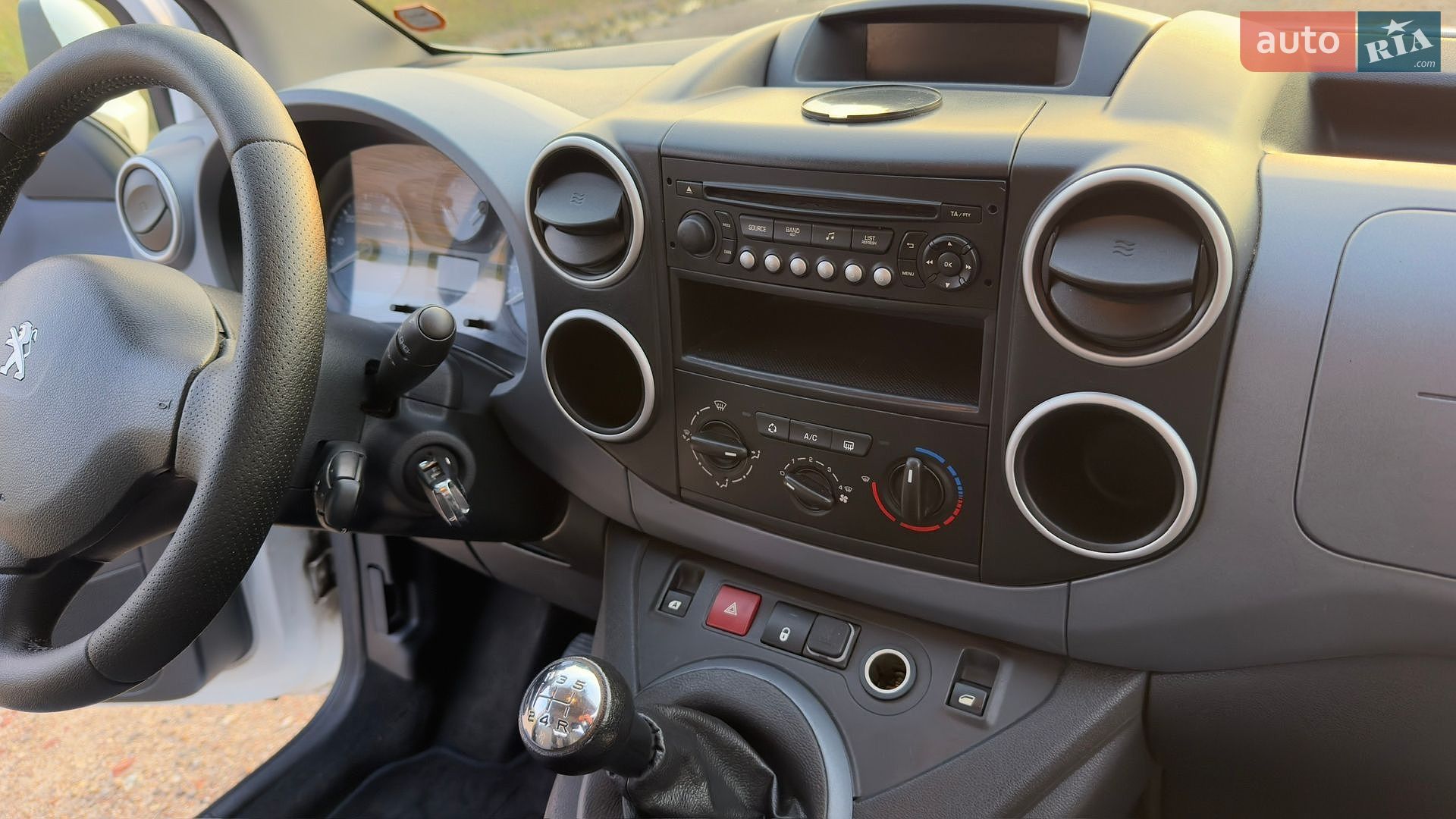 Peugeot Partner 2013 VIN VF37J5FK0DJ628558 фото оголошення 42 з 75