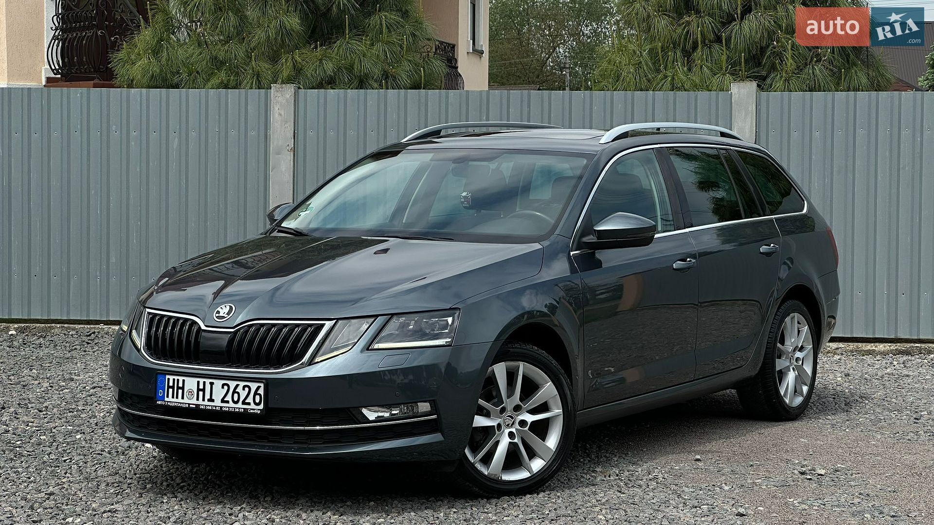 Skoda Octavia 2017 VIN TMBJG9NE6J0032705 фото оголошення 2 з 105