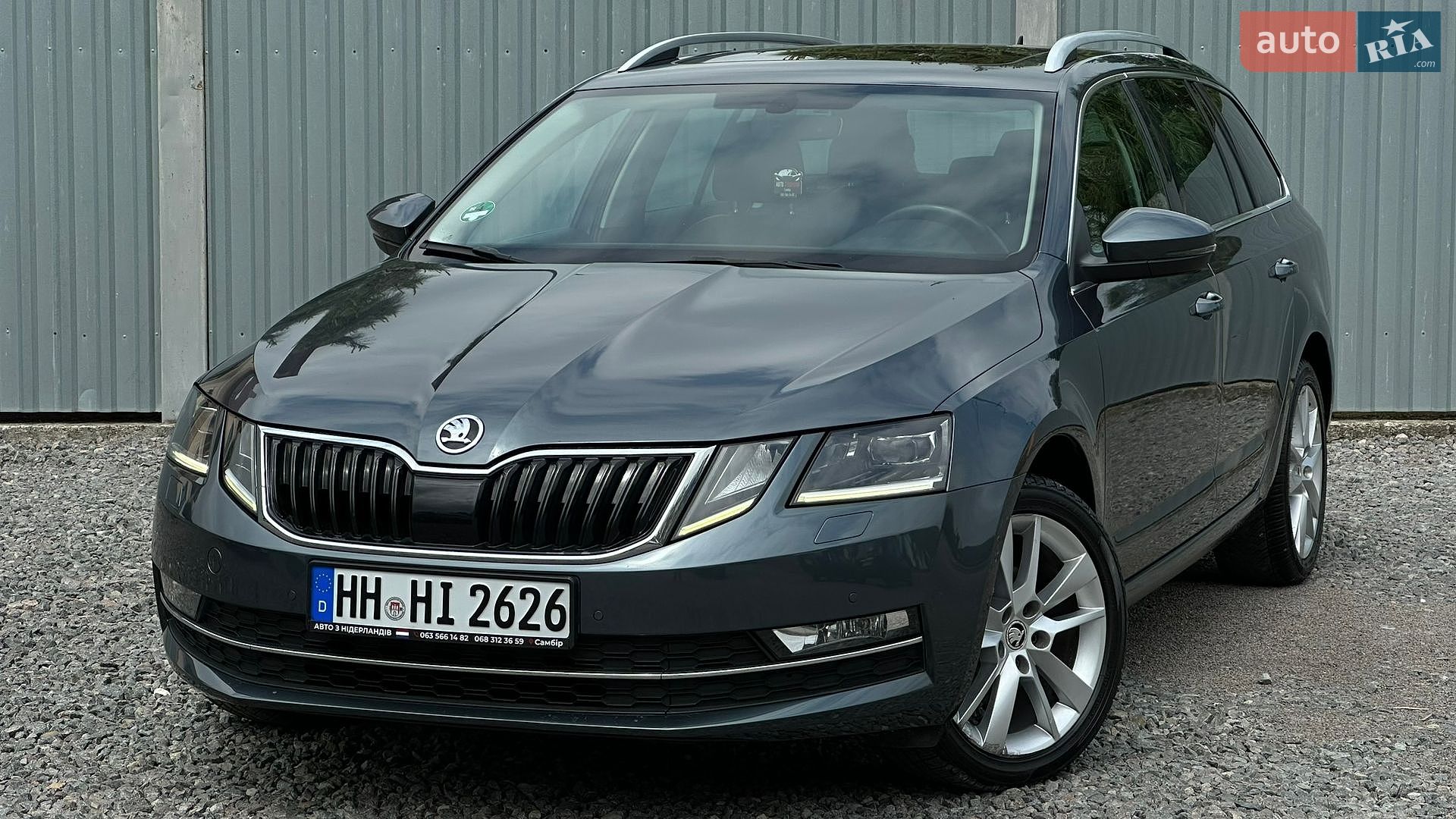 Skoda Octavia 2017 VIN TMBJG9NE6J0032705 фото оголошення 3 з 105