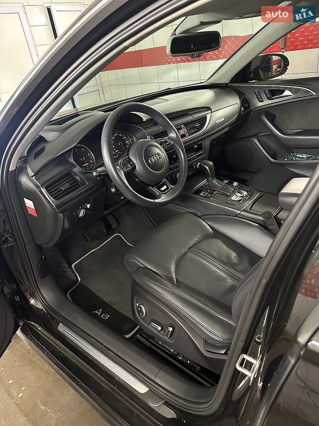Audi A6 Allroad 2016 VIN WAUZZZ4G3GN143155 фото оголошення 16 з 39