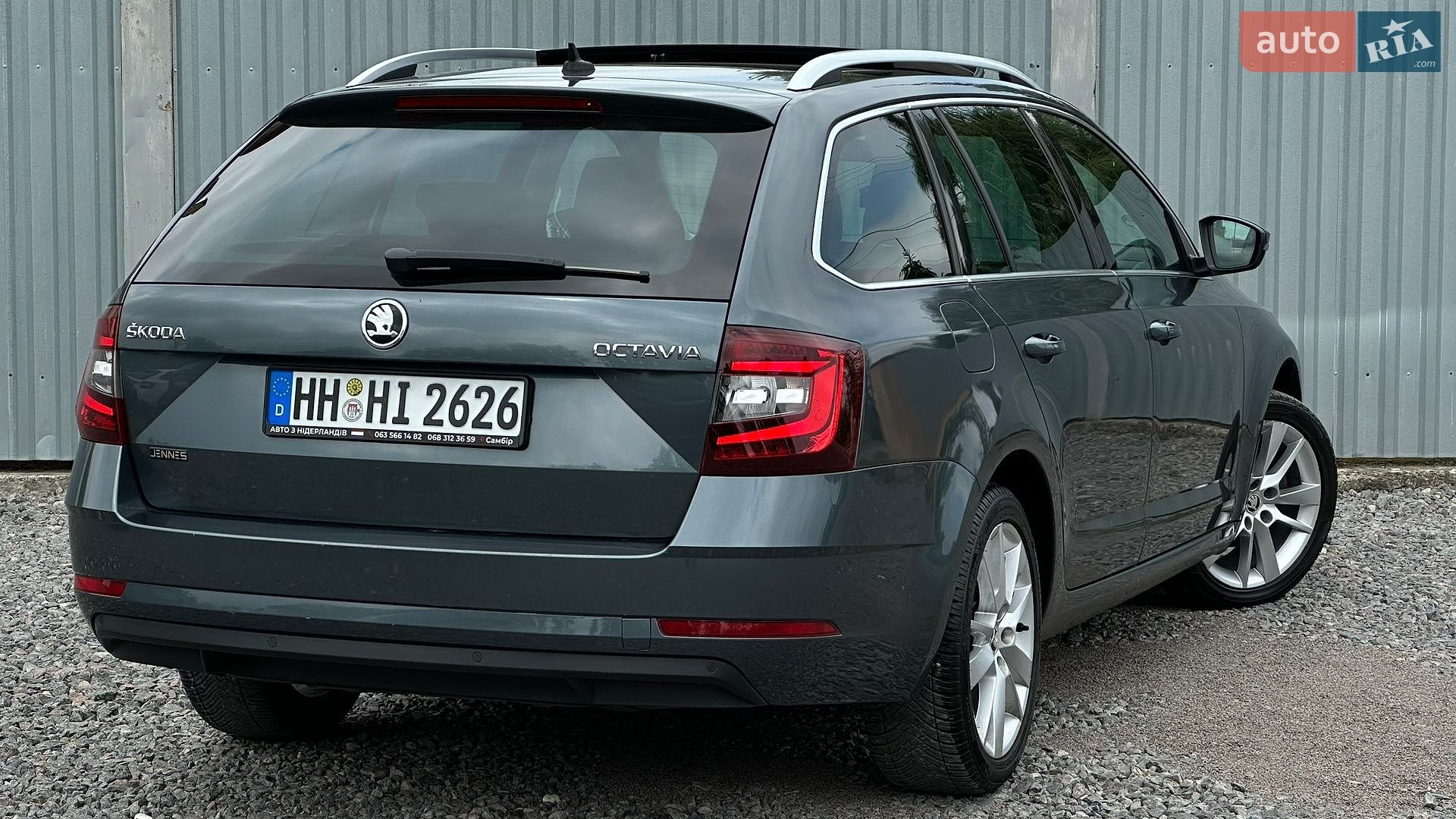 Skoda Octavia 2017 VIN TMBJG9NE6J0032705 фото оголошення 28 з 105