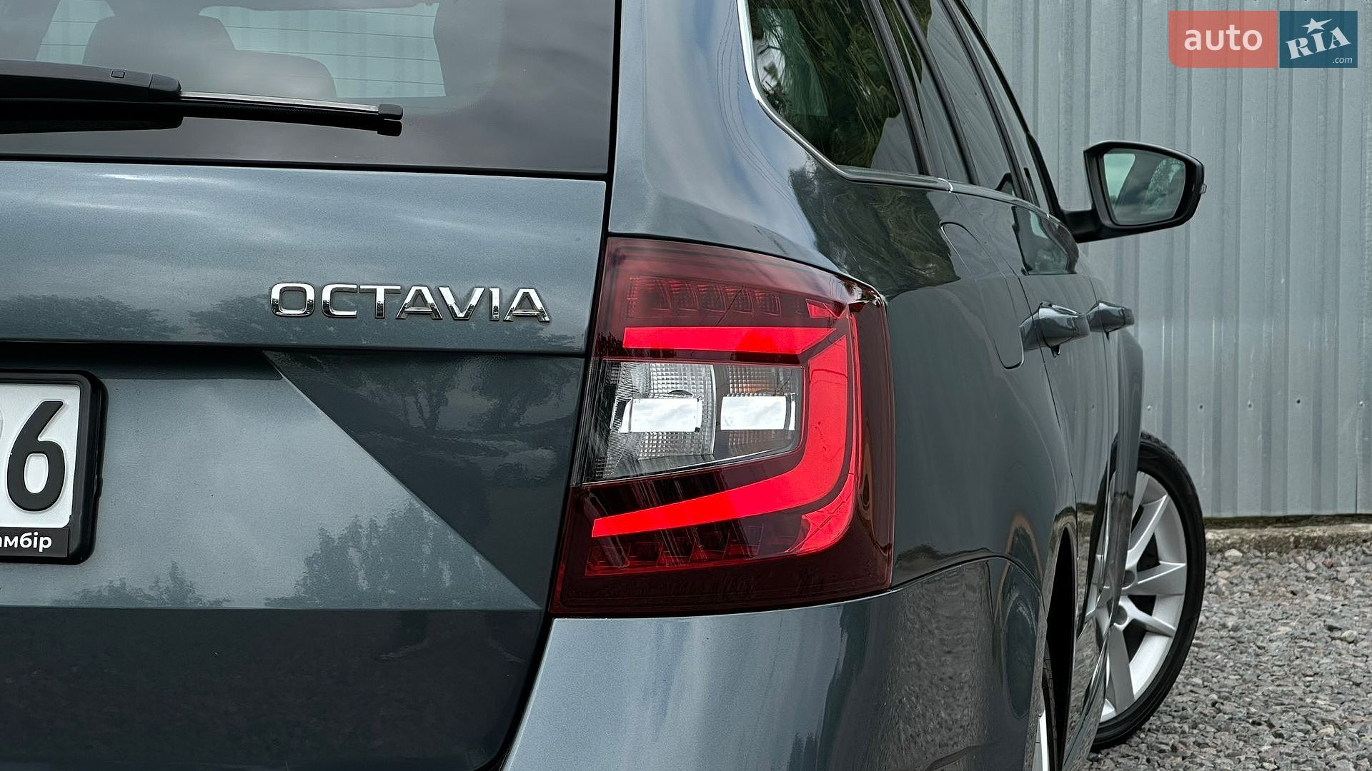 Skoda Octavia 2017 VIN TMBJG9NE6J0032705 фото оголошення 31 з 105
