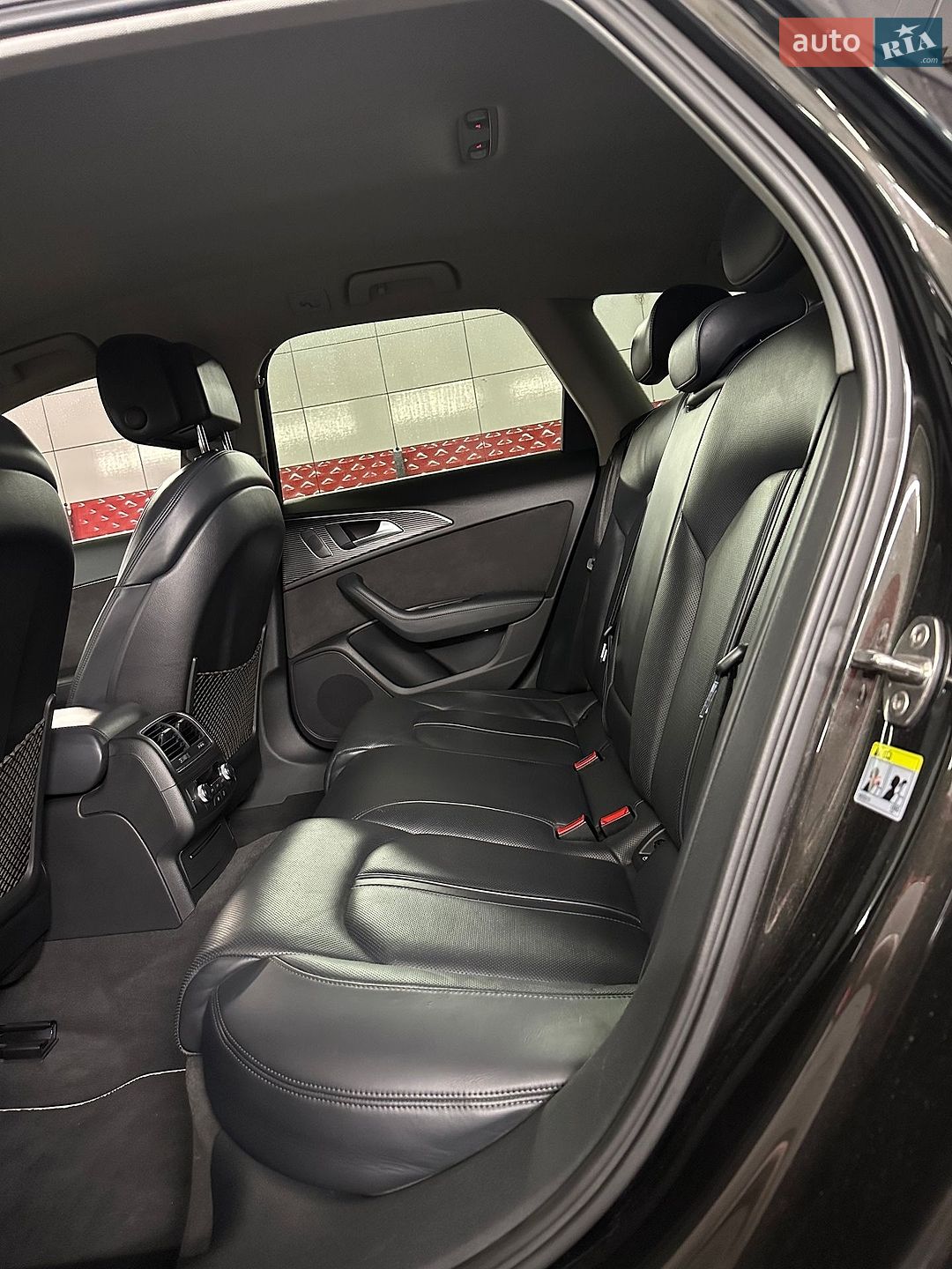 Audi A6 Allroad 2016 VIN WAUZZZ4G3GN143155 фото оголошення 26 з 39