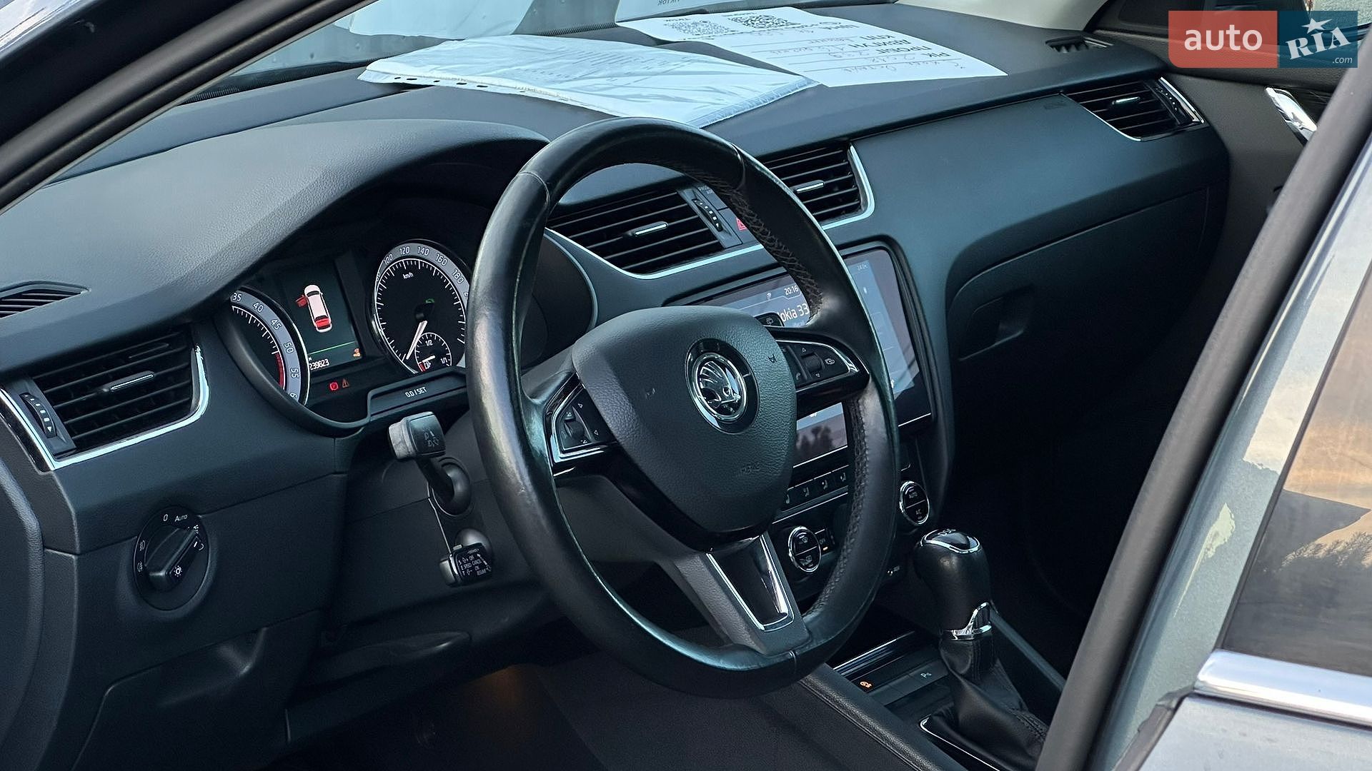 Skoda Octavia 2017 VIN TMBJG9NE6J0032705 фото оголошення 46 з 105