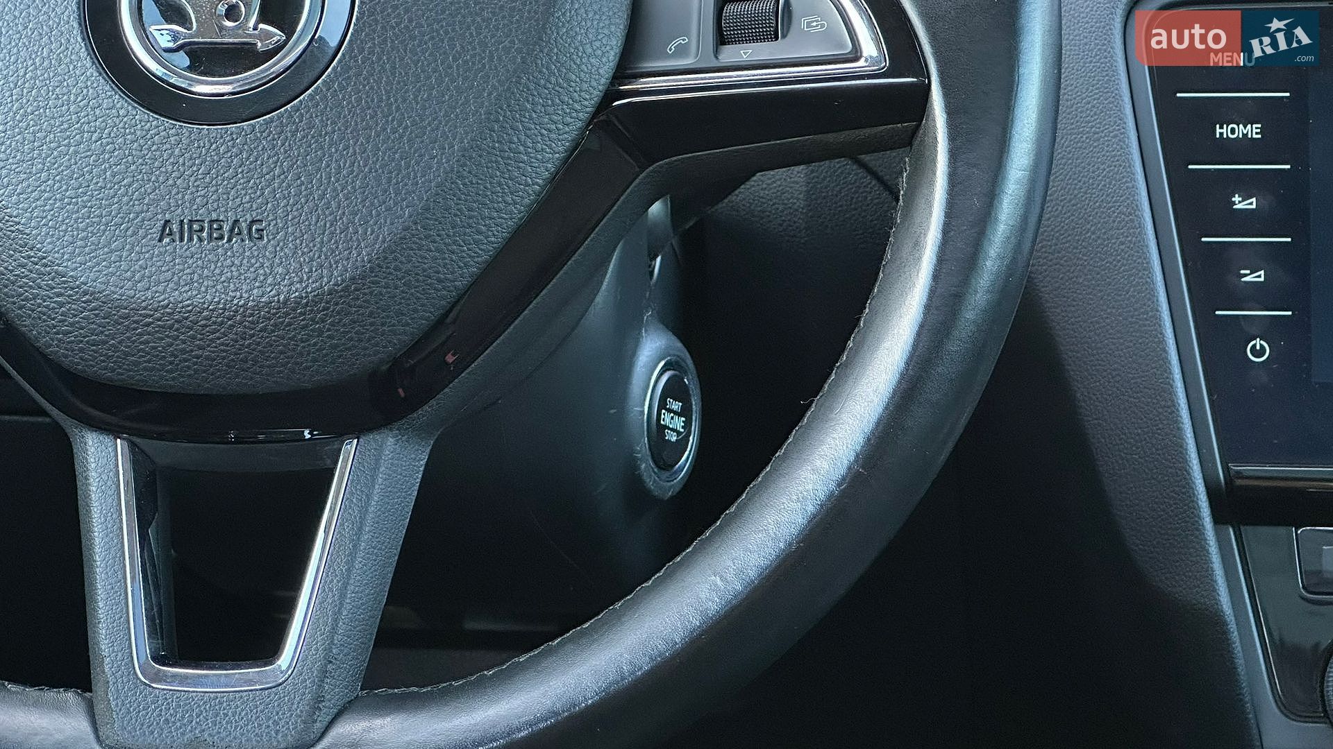 Skoda Octavia 2017 VIN TMBJG9NE6J0032705 фото оголошення 62 з 105