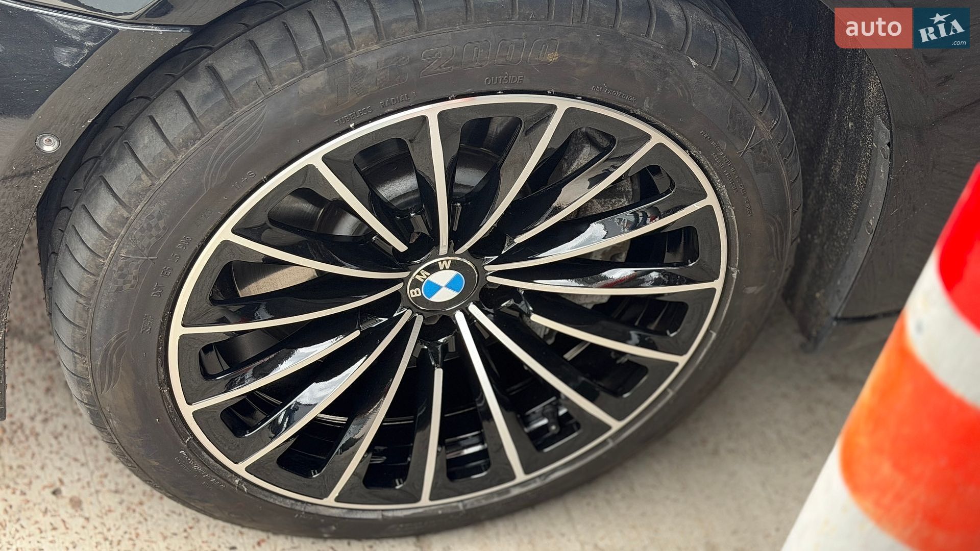 BMW 7 Series 2014 VIN WBAYF610X0GK19121 фото оголошення 7 з 24