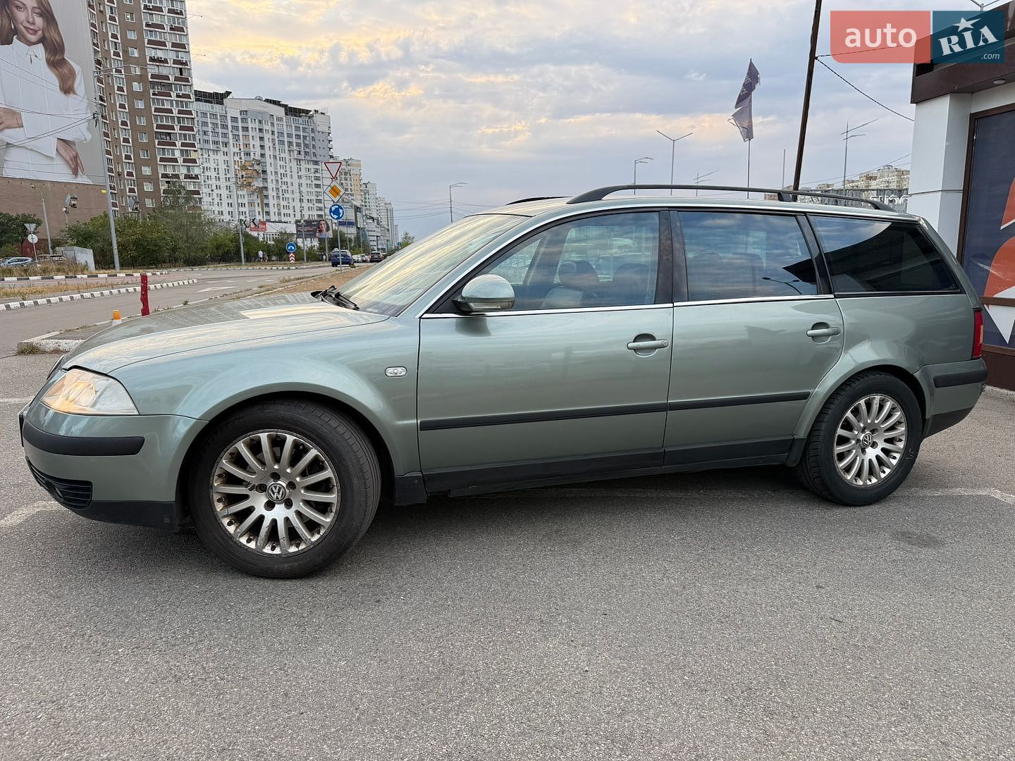 Volkswagen Passat 2004 VIN WVWZZZ3BZ5E111786 фото оголошення 4 з 27