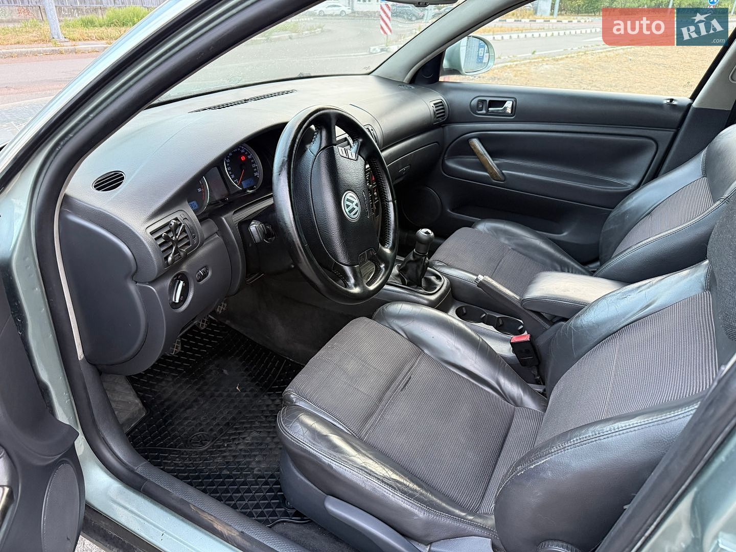 Volkswagen Passat 2004 VIN WVWZZZ3BZ5E111786 фото оголошення 15 з 27