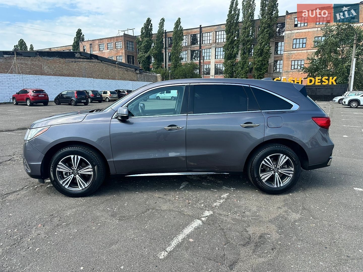 Acura MDX 2018 VIN 5J8YD4H32JL021950 фото оголошення 3 з 50