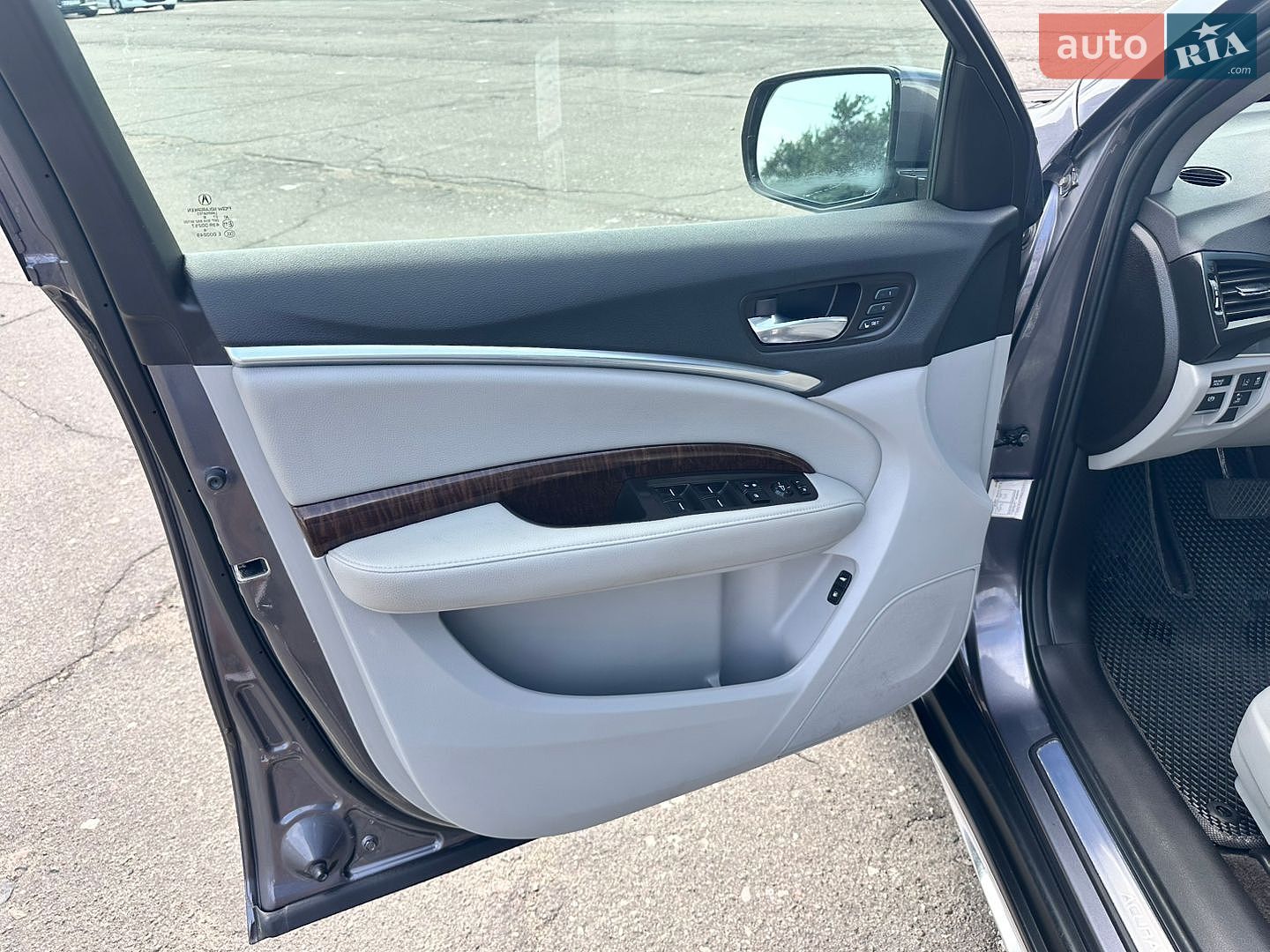 Acura MDX 2018 VIN 5J8YD4H32JL021950 фото оголошення 13 з 50