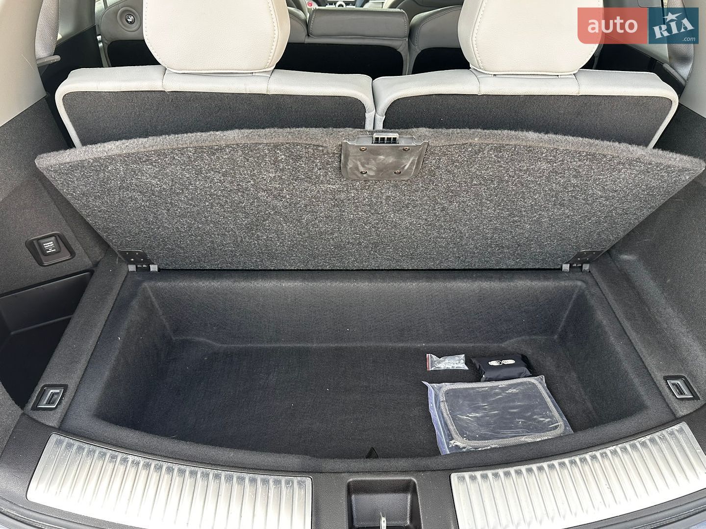 Acura MDX 2018 VIN 5J8YD4H32JL021950 фото оголошення 49 з 50