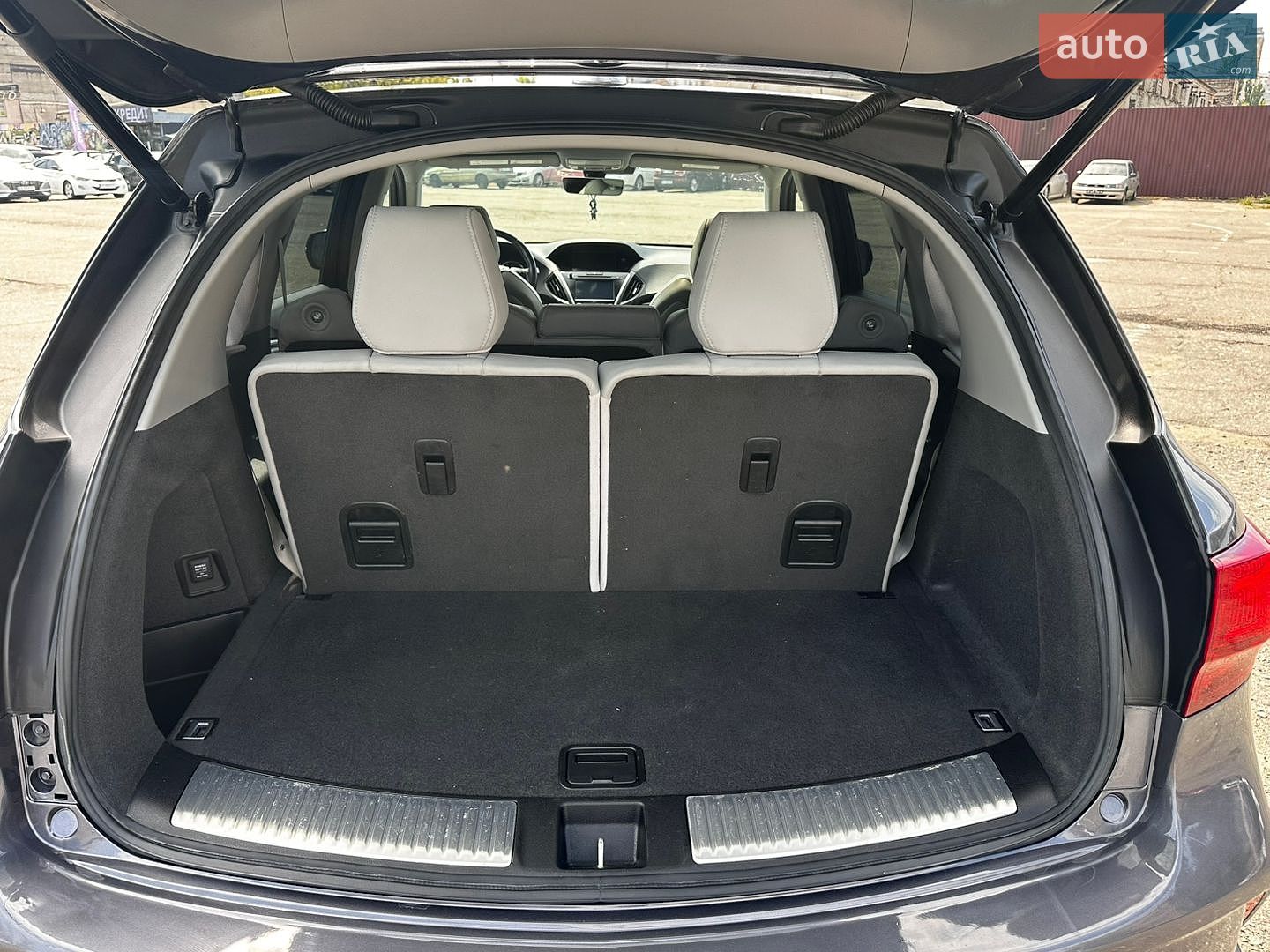 Acura MDX 2018 VIN 5J8YD4H32JL021950 фото оголошення 48 з 50
