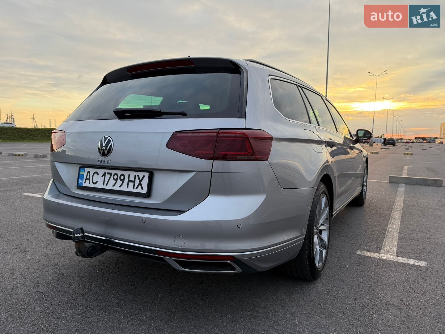 Volkswagen Passat 2020 VIN WVWZZZ3CZME027709 фото оголошення 16 з 111