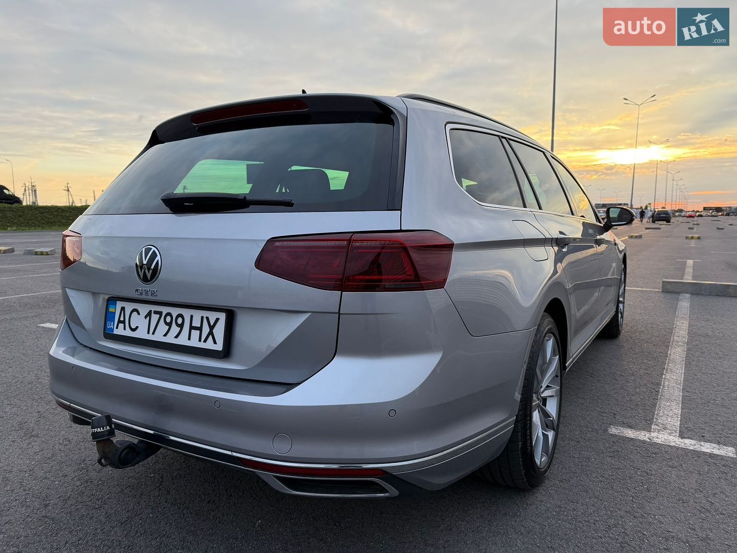 Volkswagen Passat 2020 VIN WVWZZZ3CZME027709 фото оголошення 17 з 111
