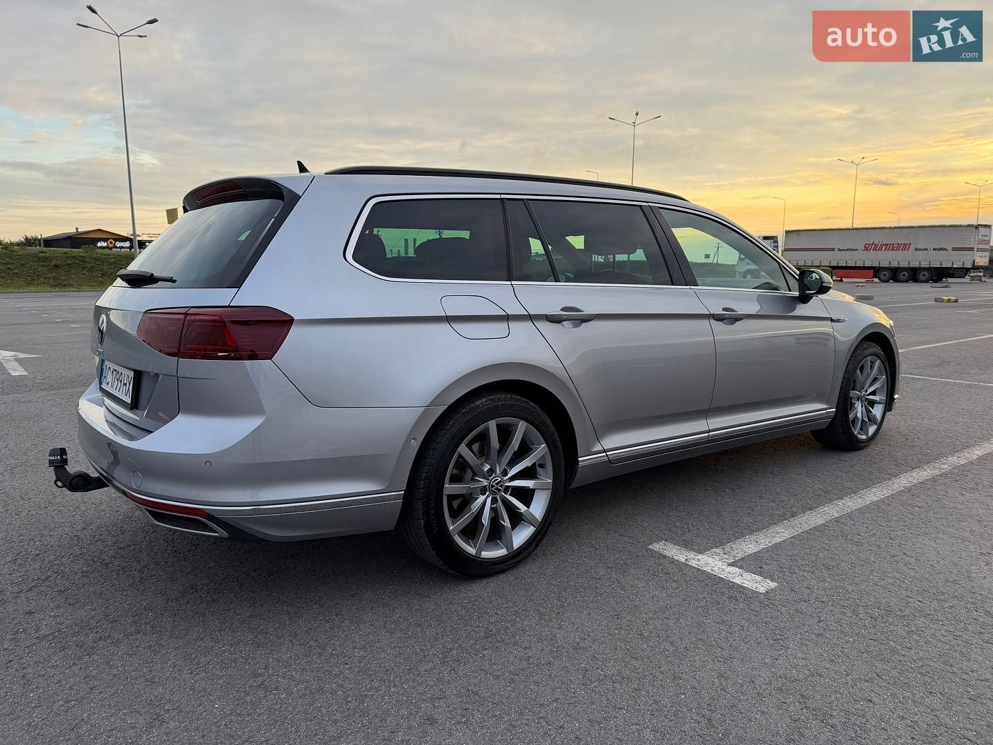 Volkswagen Passat 2020 VIN WVWZZZ3CZME027709 фото оголошення 3 з 111