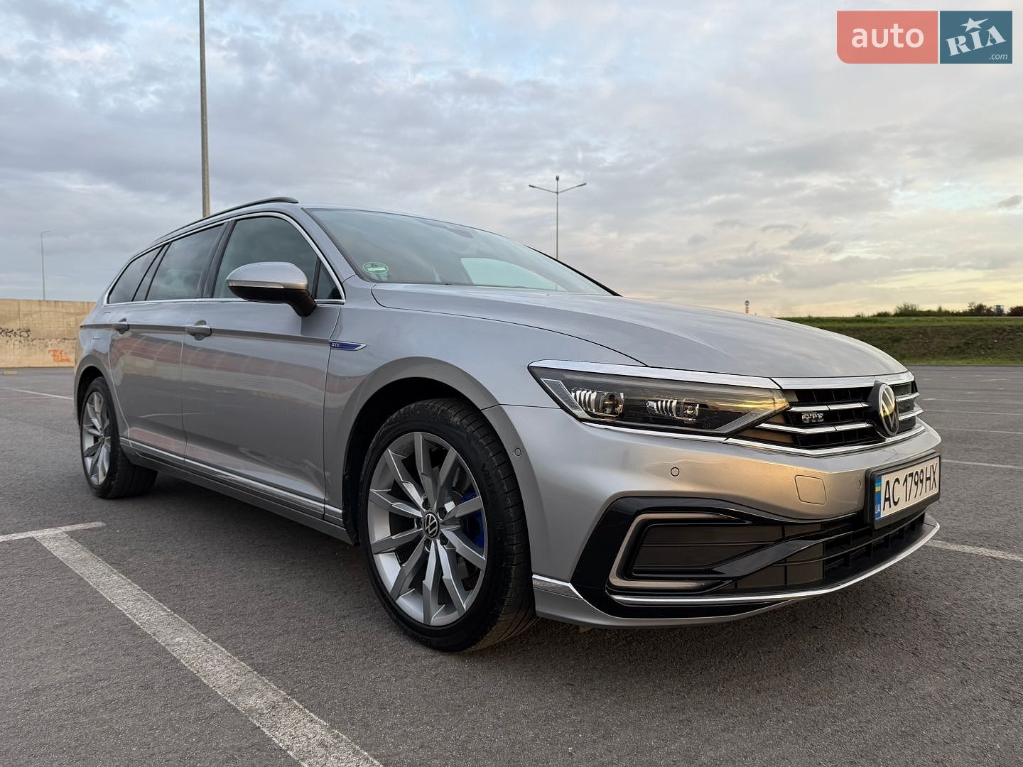 Volkswagen Passat 2020 VIN WVWZZZ3CZME027709 фото оголошення 23 з 111