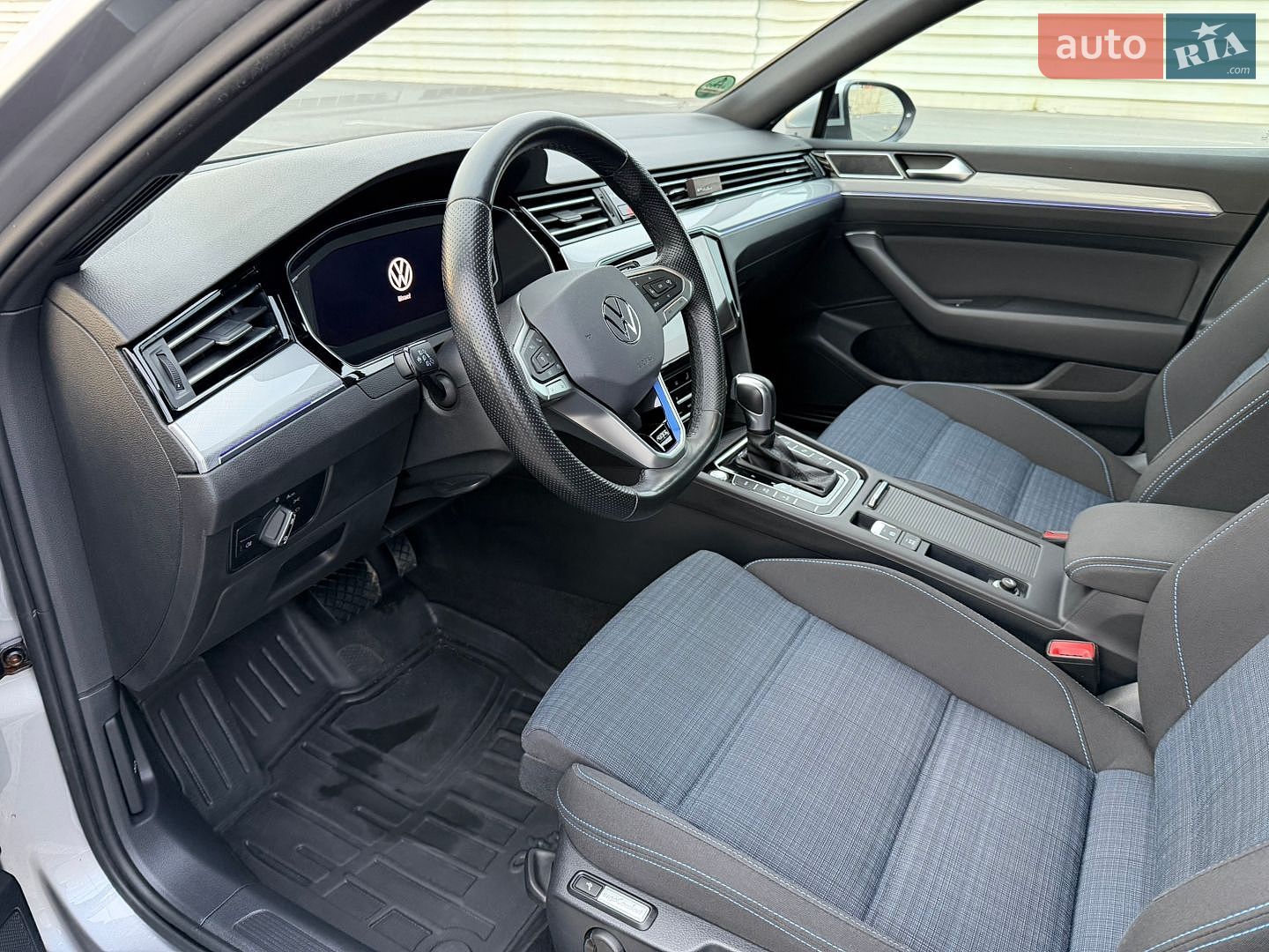 Volkswagen Passat 2020 VIN WVWZZZ3CZME027709 фото оголошення 41 з 111