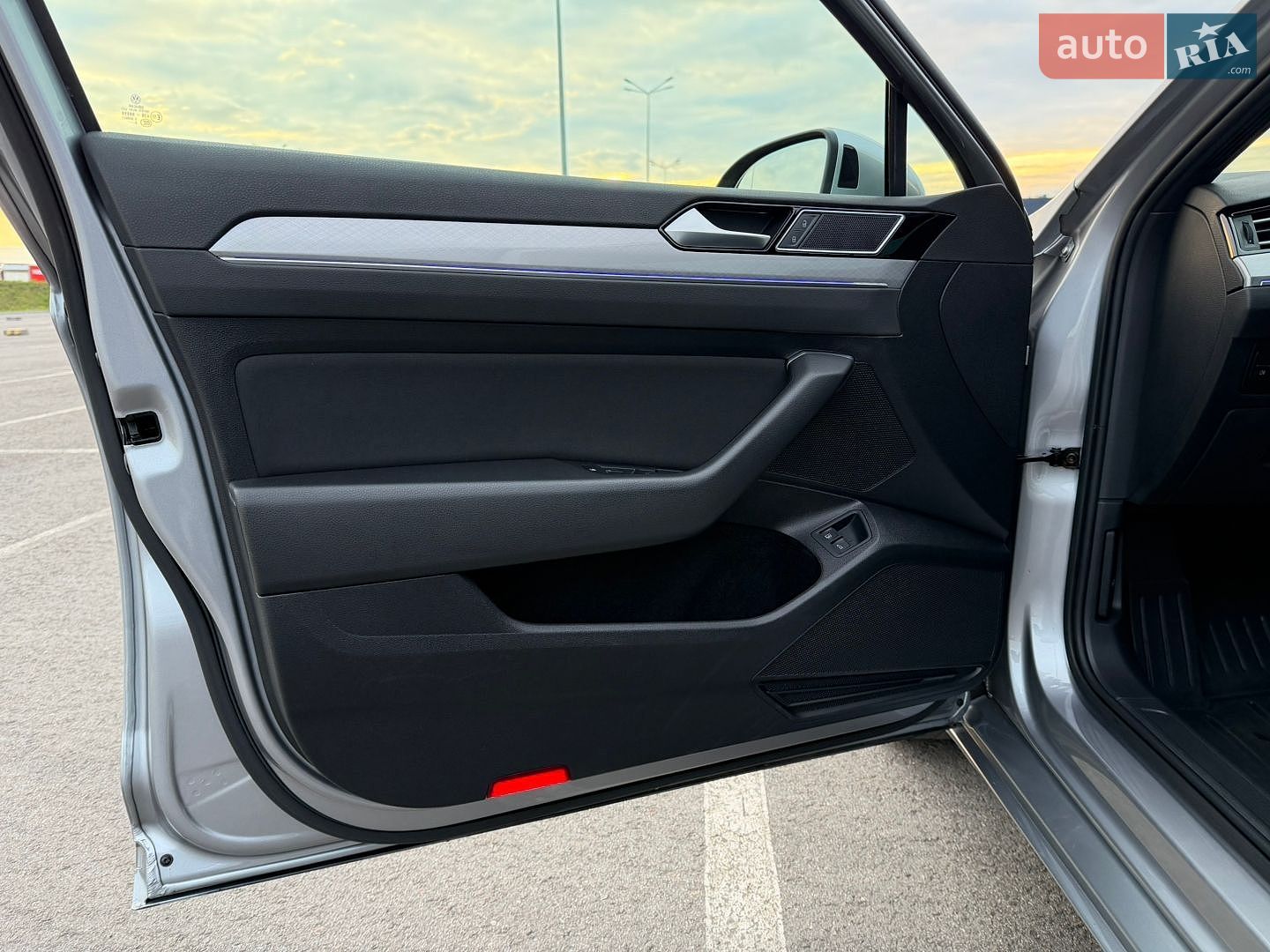 Volkswagen Passat 2020 VIN WVWZZZ3CZME027709 фото оголошення 49 з 111