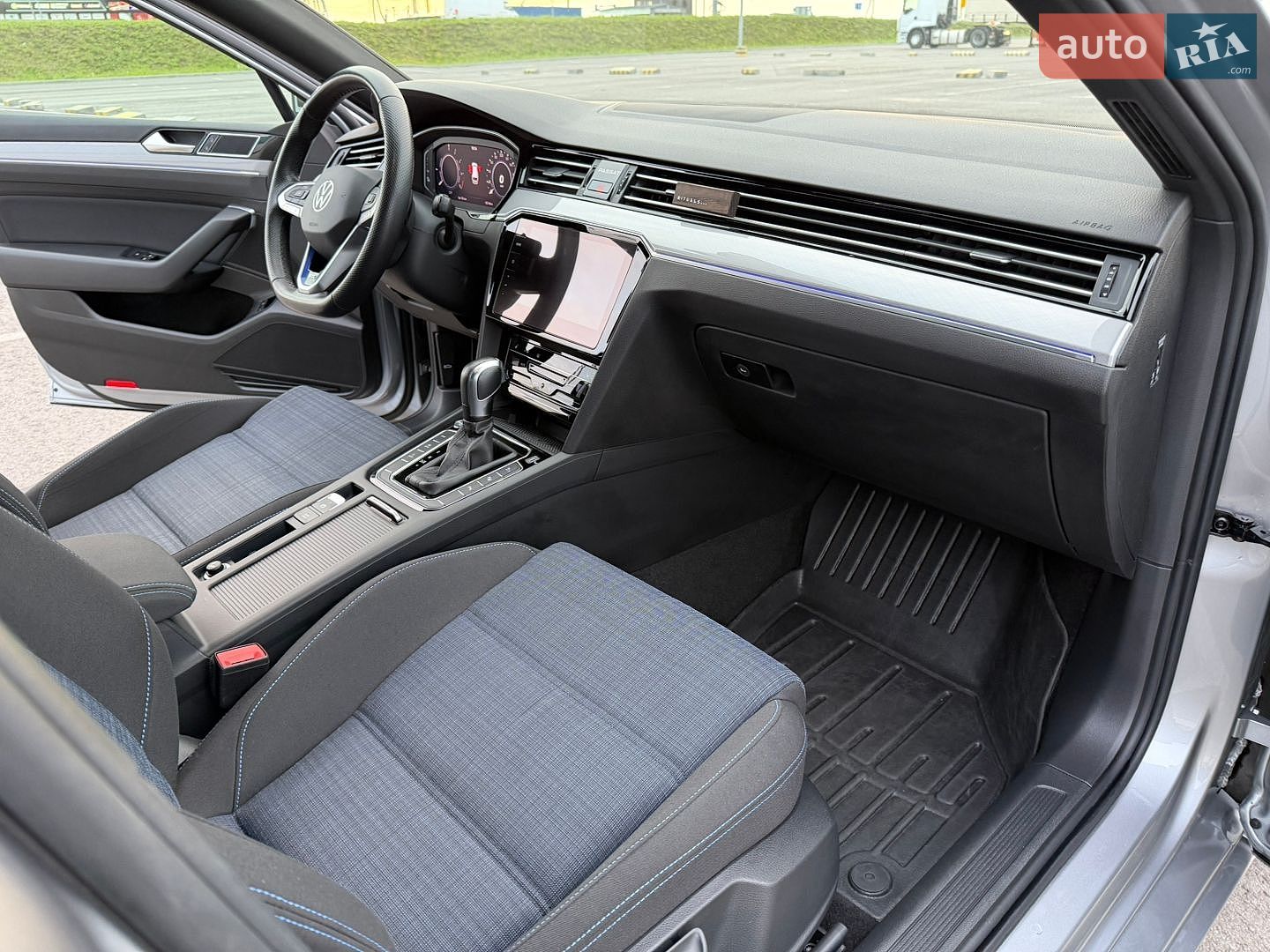 Volkswagen Passat 2020 VIN WVWZZZ3CZME027709 фото оголошення 55 з 111