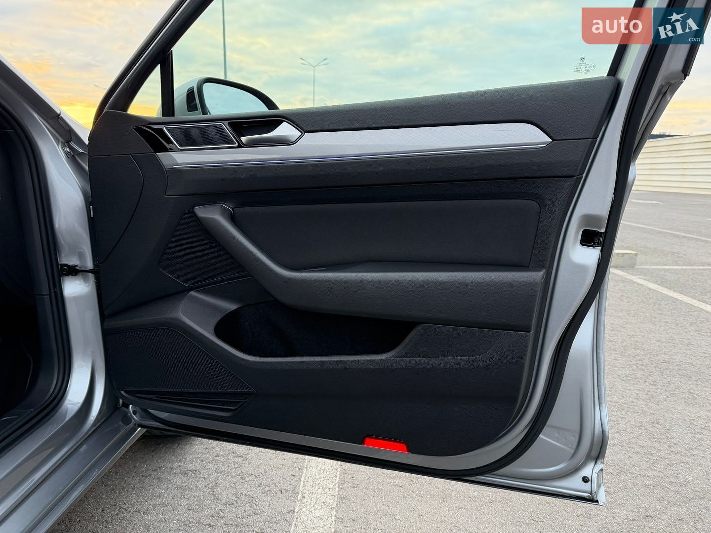 Volkswagen Passat 2020 VIN WVWZZZ3CZME027709 фото оголошення 58 з 111
