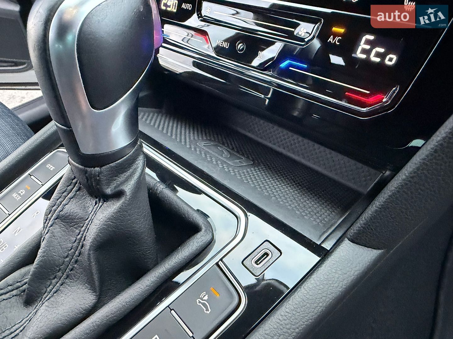 Volkswagen Passat 2020 VIN WVWZZZ3CZME027709 фото оголошення 84 з 111