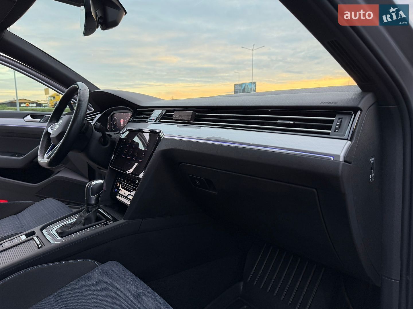 Volkswagen Passat 2020 VIN WVWZZZ3CZME027709 фото оголошення 87 з 111