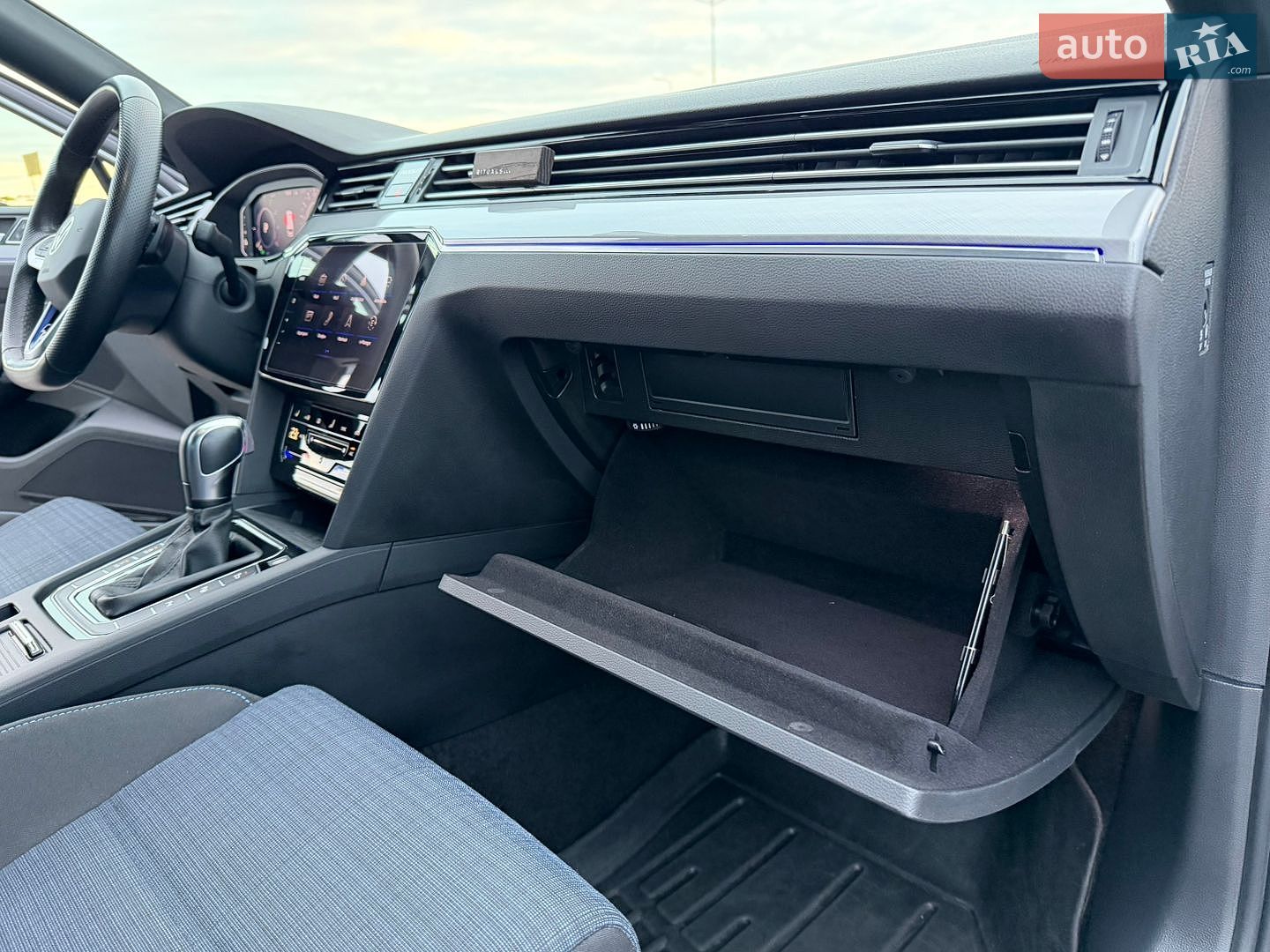 Volkswagen Passat 2020 VIN WVWZZZ3CZME027709 фото оголошення 88 з 111