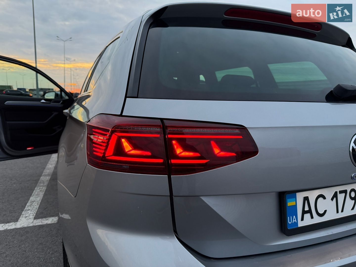 Volkswagen Passat 2020 VIN WVWZZZ3CZME027709 фото оголошення 37 з 111