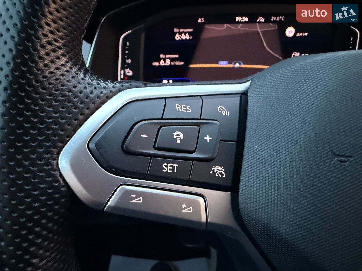 Volkswagen Passat 2020 VIN WVWZZZ3CZME027709 фото оголошення 65 з 111