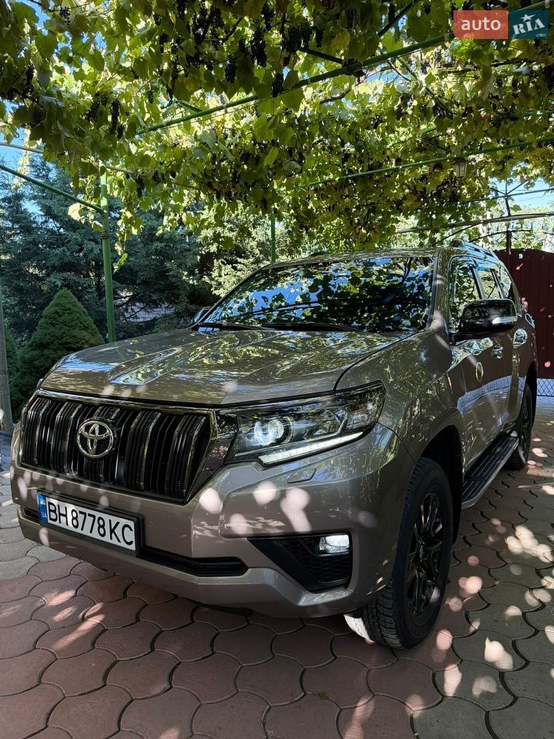 Toyota Land Cruiser Prado 2021 VIN JTEBU3FJ30K212132 фото оголошення 9 з 56
